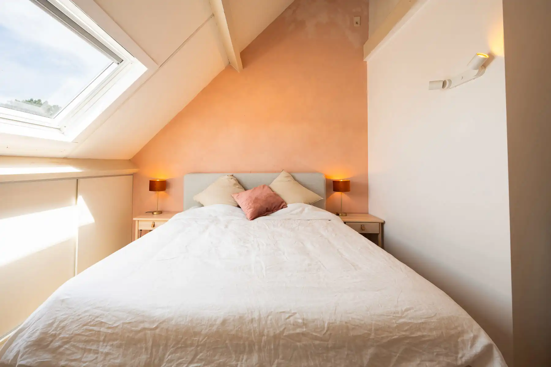 Uniek triplex-appartement met mooie tuin op toplocatie foto 18