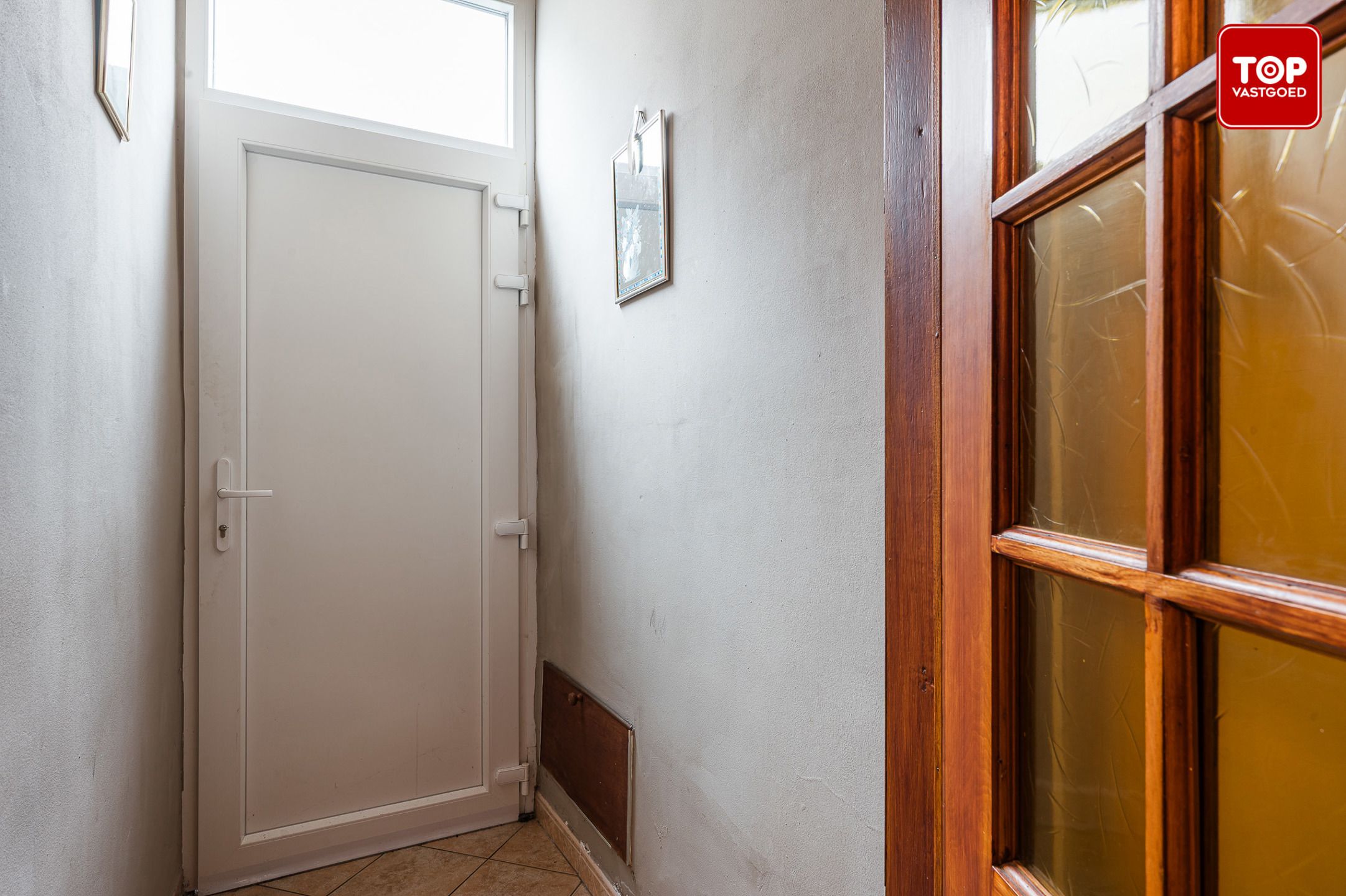 Op te frissen woning met 4 slaapkamers op gunstige locatie.  foto 3