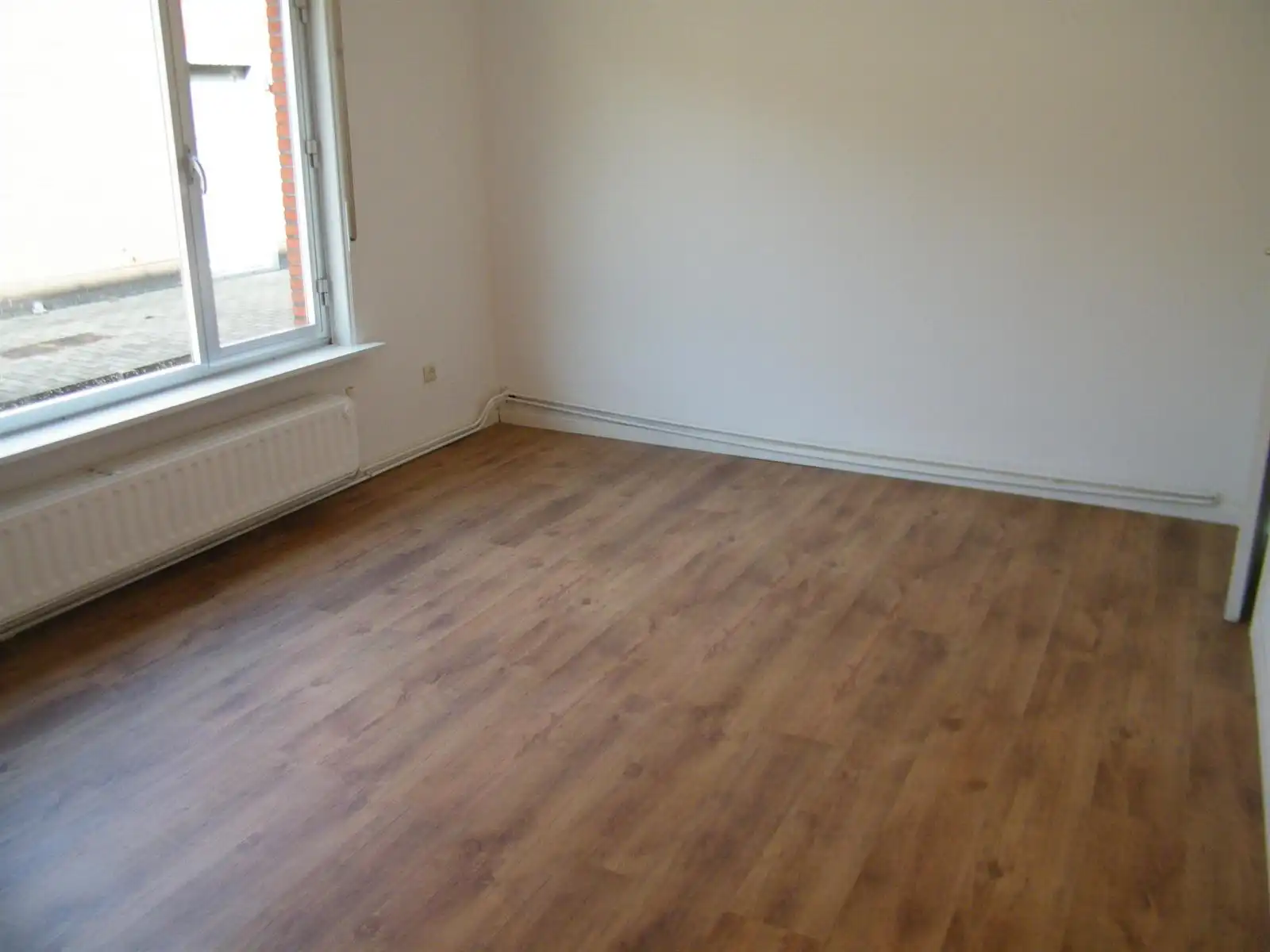 Gelijkvloers appartement met garage en terras. foto 13