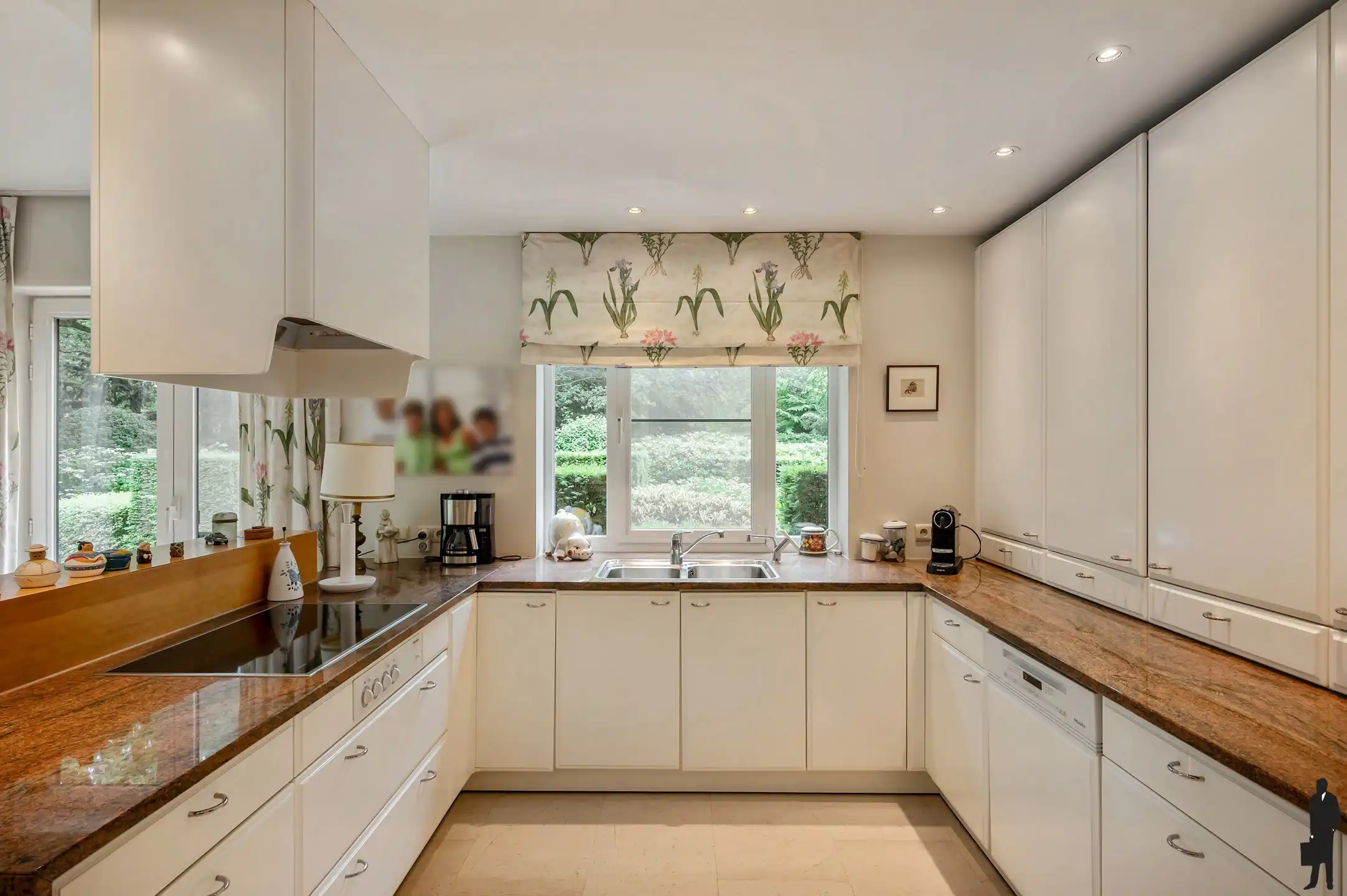 Exclusieve villa met parktuin in Vriesdonk, op ca. 6.411 m² foto 11