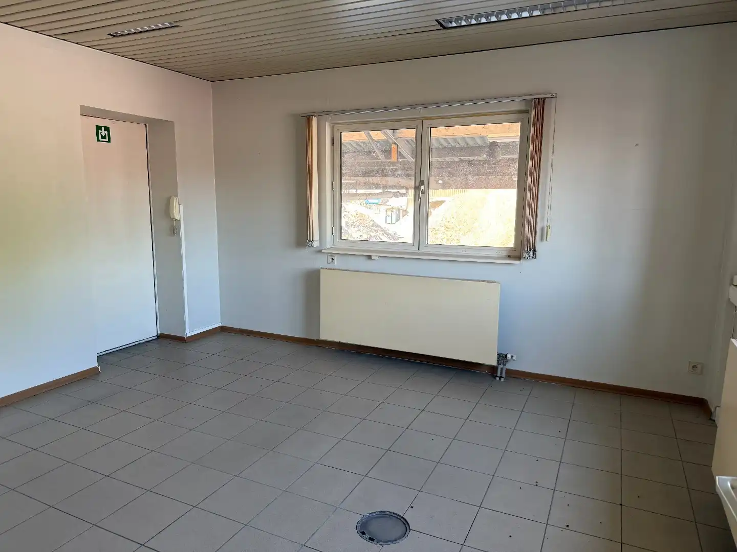 Kantoorgebouw met optie opslagfaciliteiten te Essen foto 10