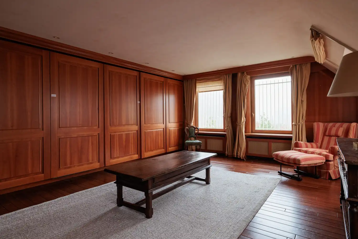 Riante villa op ruim perceel van ca. 3.928m2 foto 19