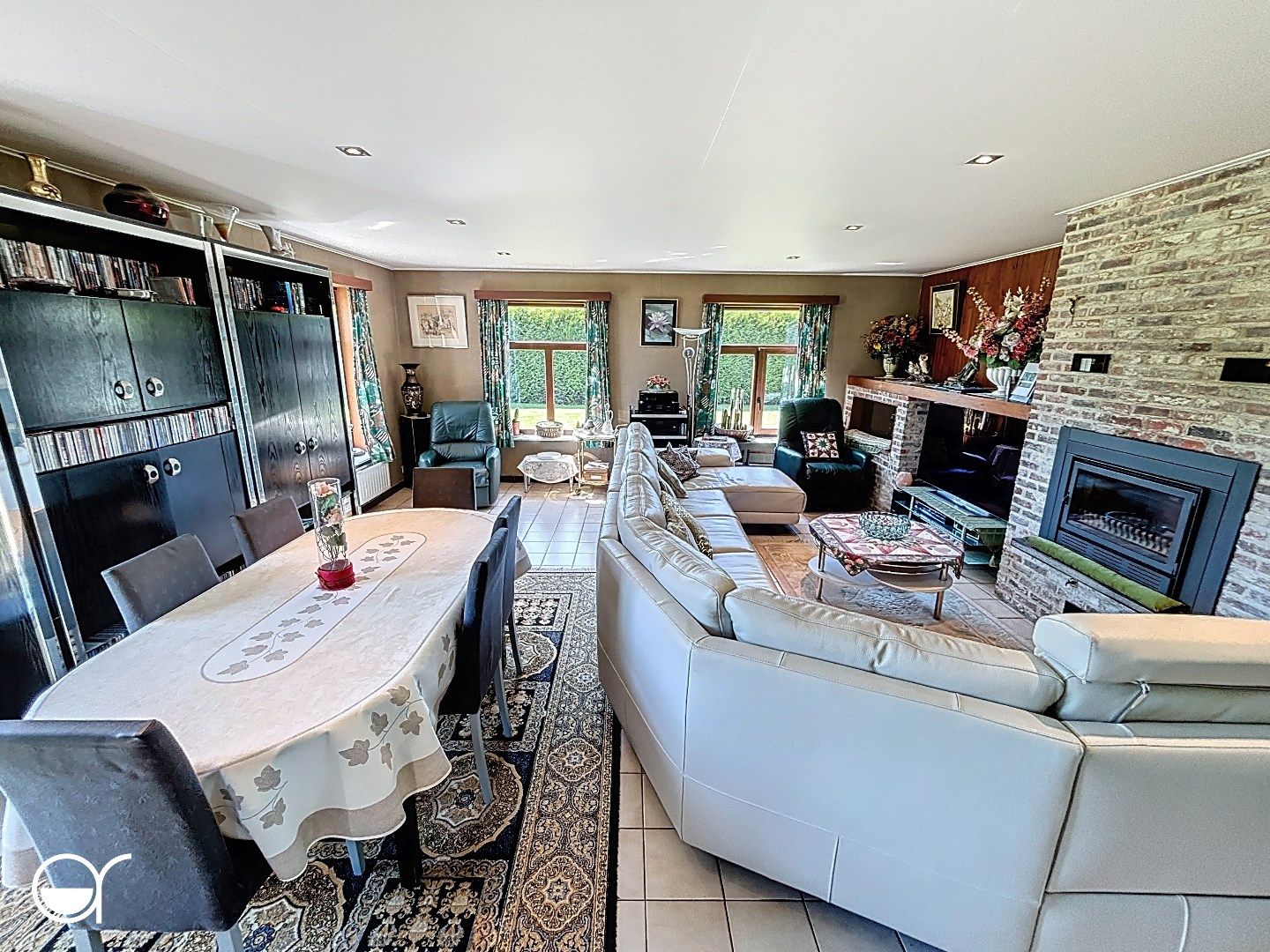 Hoeve gelegen op een perceel van 1546m² in Oostakker. foto 5