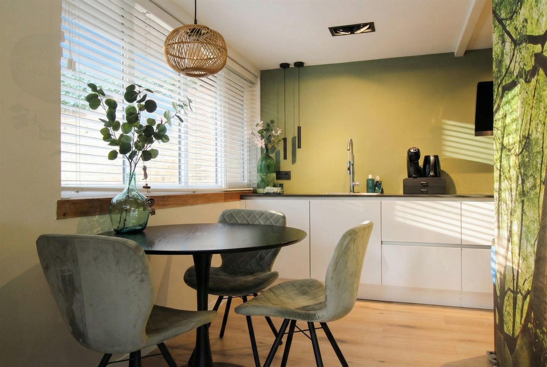 Instapklare gelijkvloerse vakantiewoning met twee slaapkamers, moderne keuken en een volledig afgesloten perceel op vakantiedomein Sonnevijver! foto 5