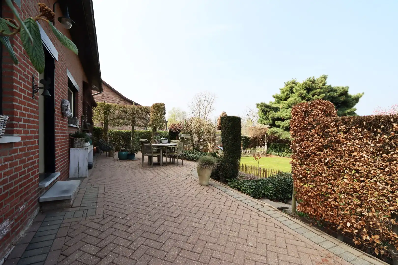 Mooi, verzorgd vrijstaand huis met drie slaapkamers  foto 26