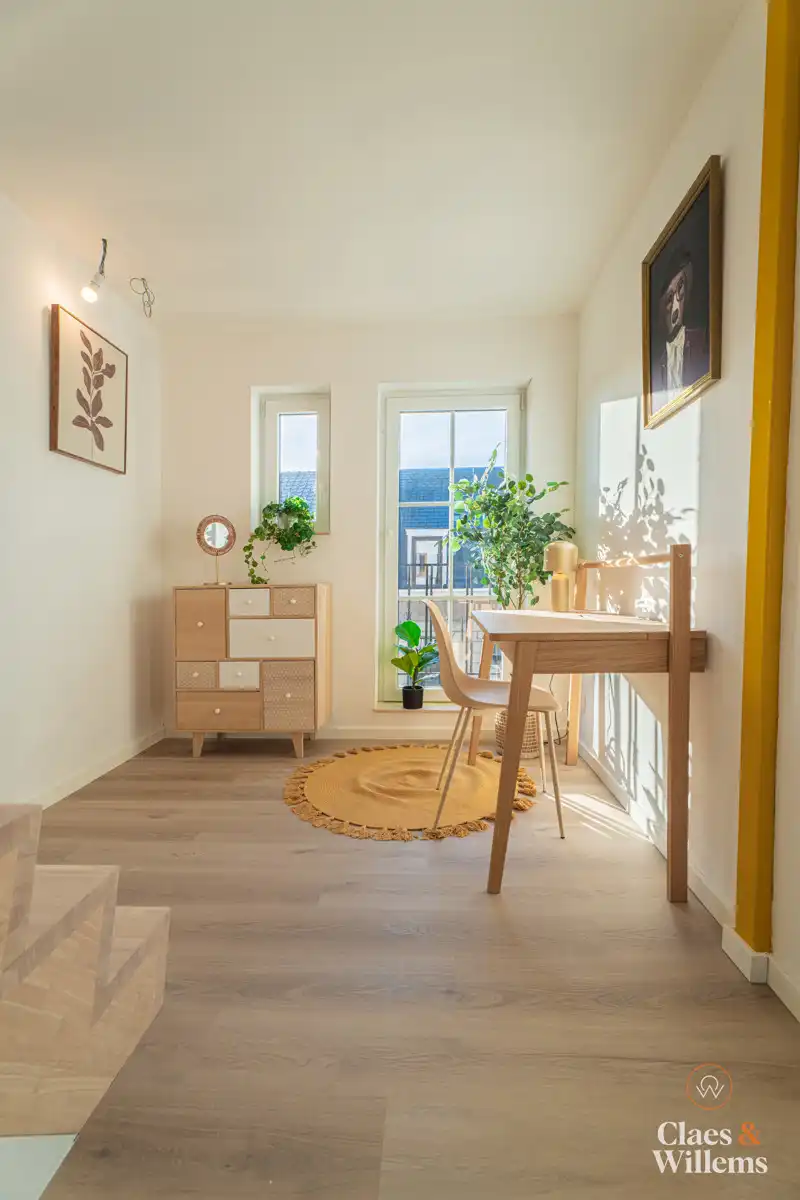 Ruime halfopen bebouwing met 3 slaapkamers en 2 badkamers foto 19