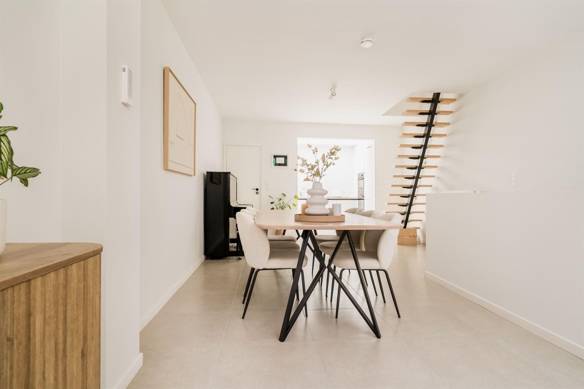 Handelsgelijkvloers + duplexappartement centrum Mechelen foto 13