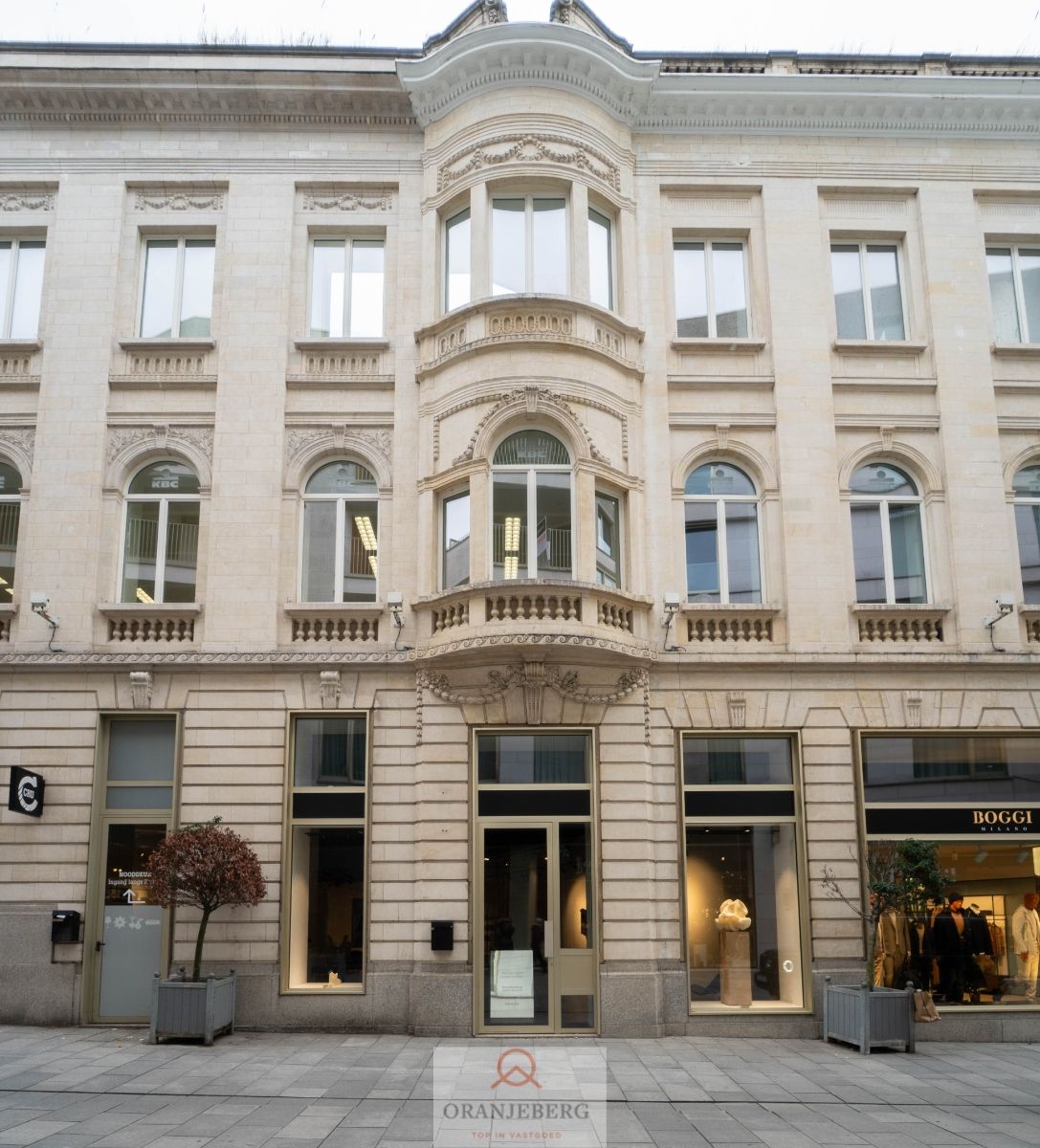 Stijlvol handelspand te huur omgeving Kouter foto 22