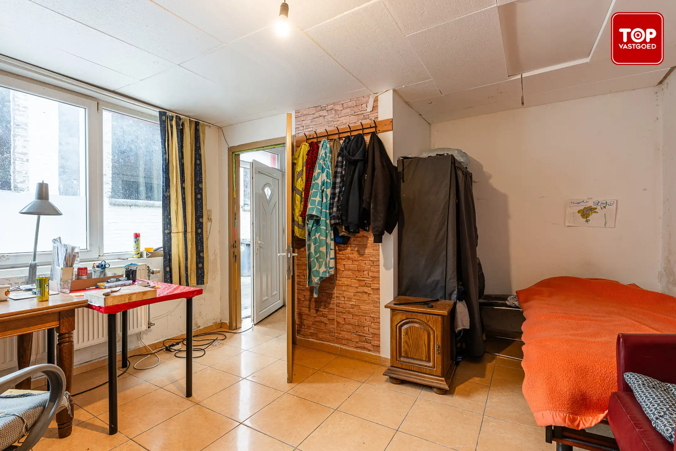 Te renoveren appartement met privé-ingang en tal van mogelijkheden. foto 9