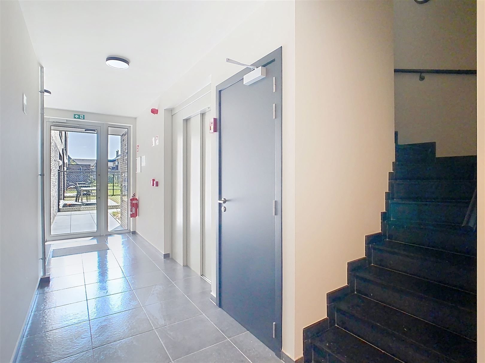 Modern APP, 2 slpks, terras, kelder, 2 parkings  foto 38