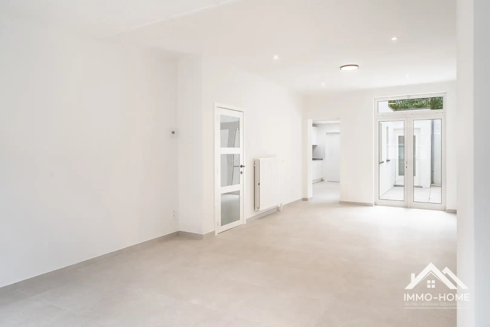Ruime gerenoveerde burgerwoning !! foto 10