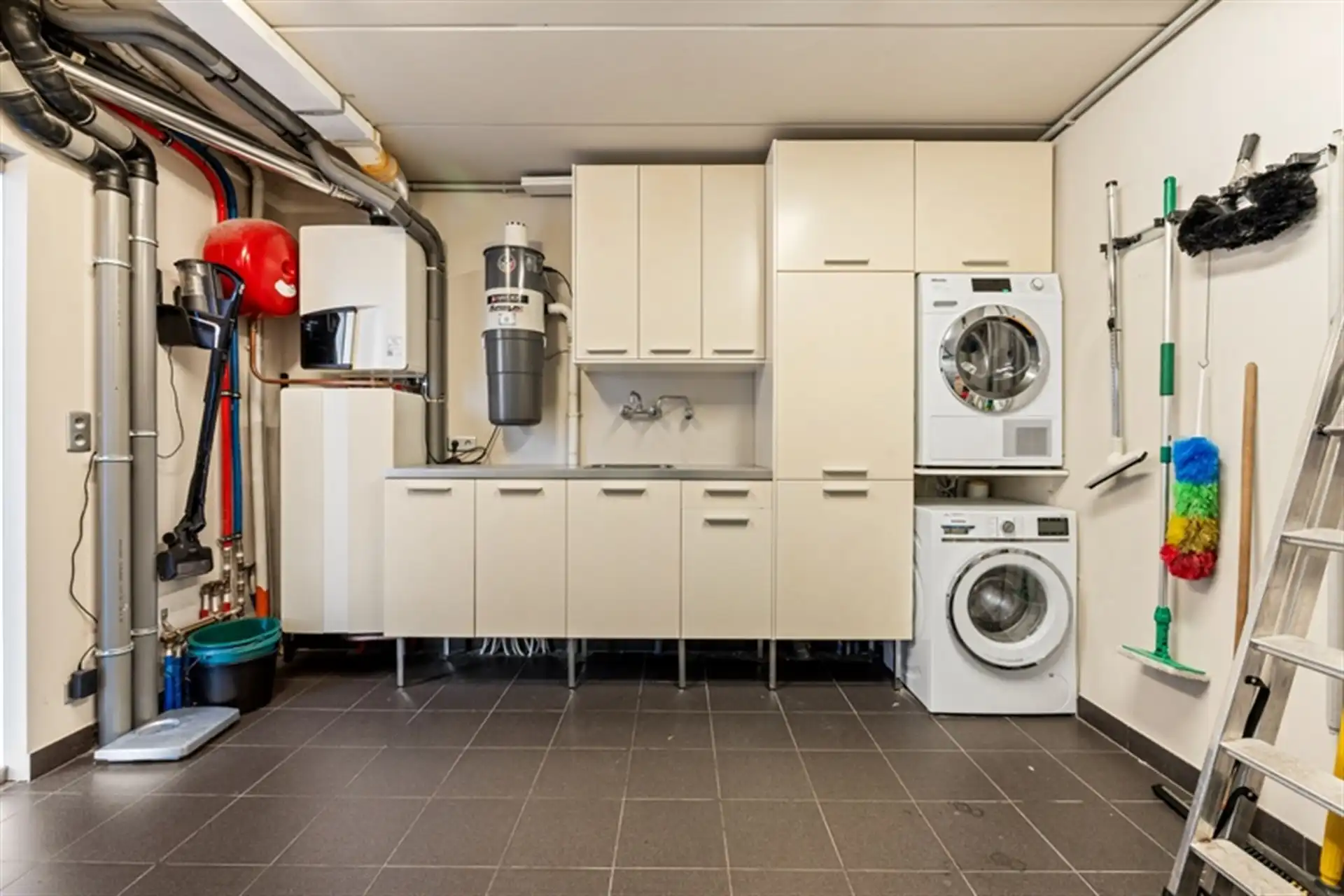 Klassevolle moderne woning foto 15