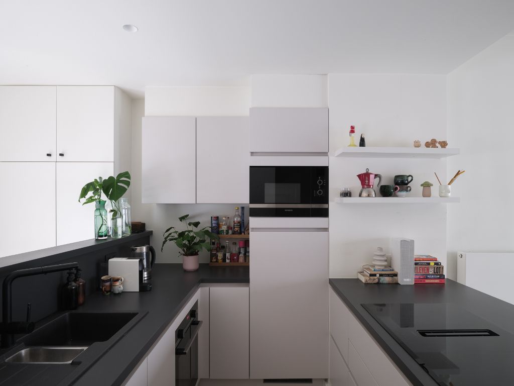 Volledig gerenoveerde woning (190 m² bvo) met 3 slaapkamers en zonovergoten dakterras, gelegen nabij de Visserij. foto 8