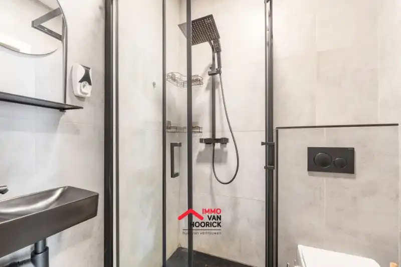 Ruime instapklare woning - 6 slpkmrs - EPC 87 kWh/m² A foto 17