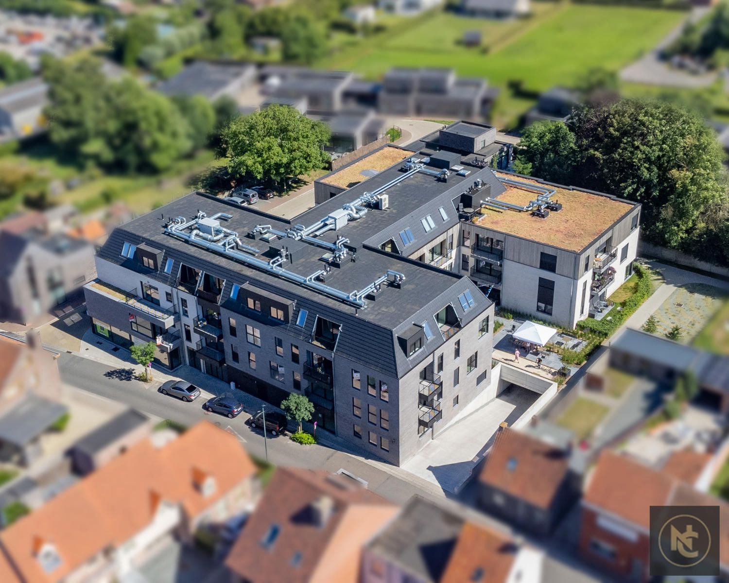 Charmante erkende assistentiewoning met 1 slaapkamer en ondergrondse open autostaanplaats foto 36