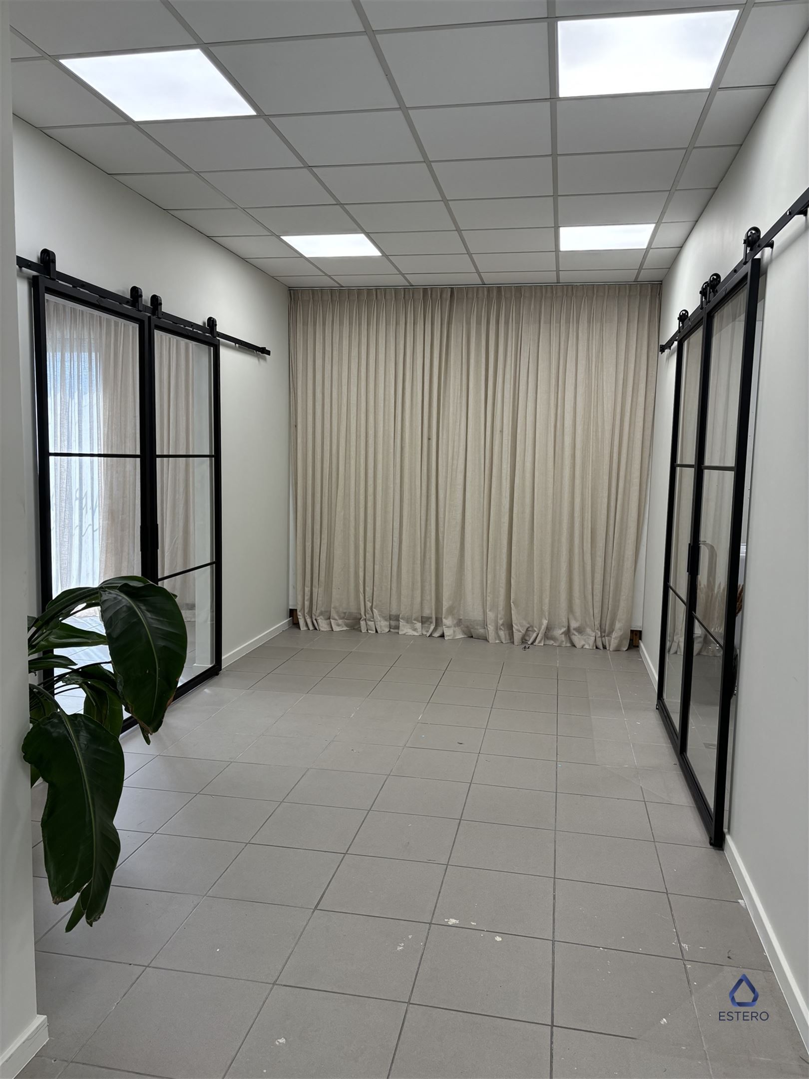 Opslagruimte te huur Aalter foto {{pictureIndex}}