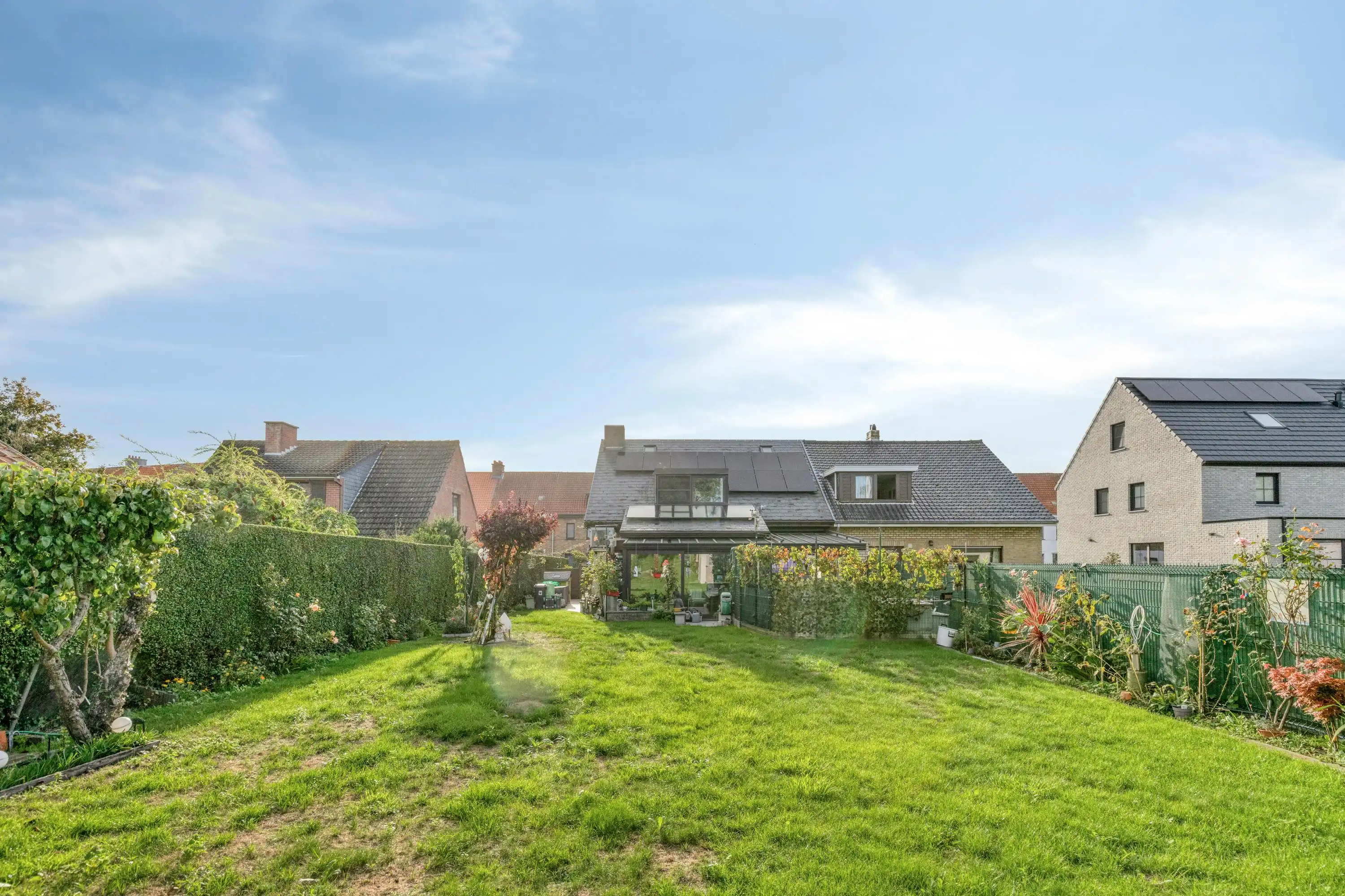Huis met 3 slaapkamers en zonnige tuin te koop in Zeebrugge foto 5