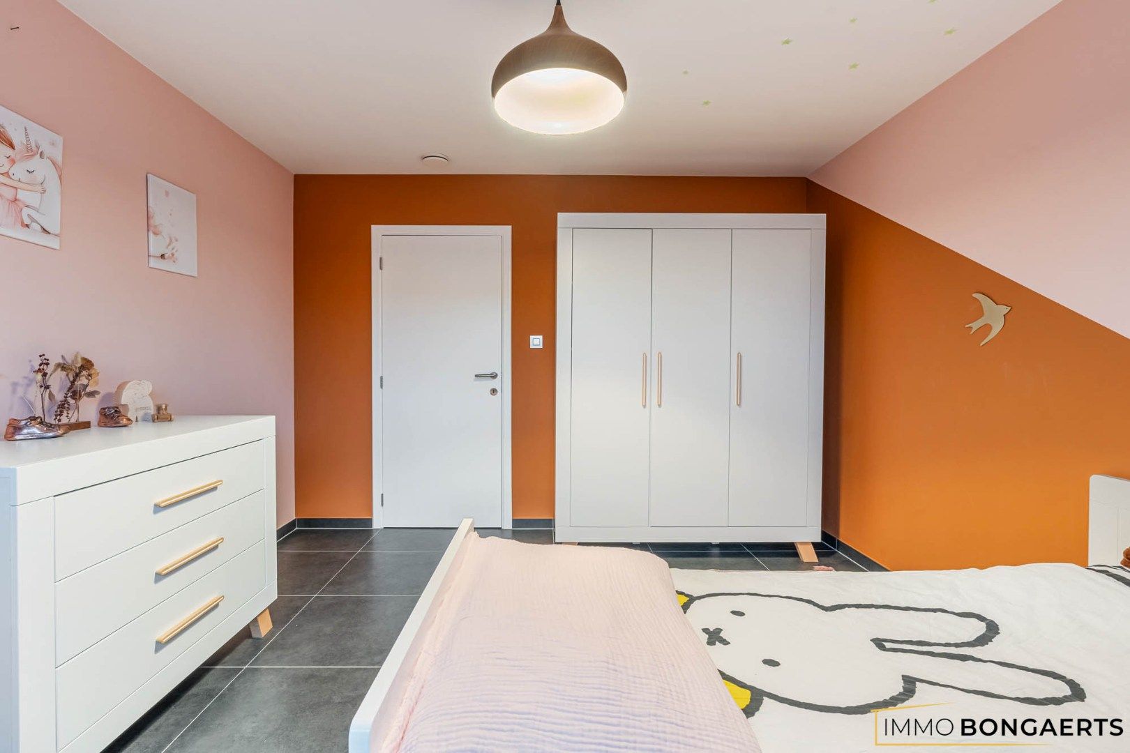 Ruime woning met 3 slaapkamers  foto 21