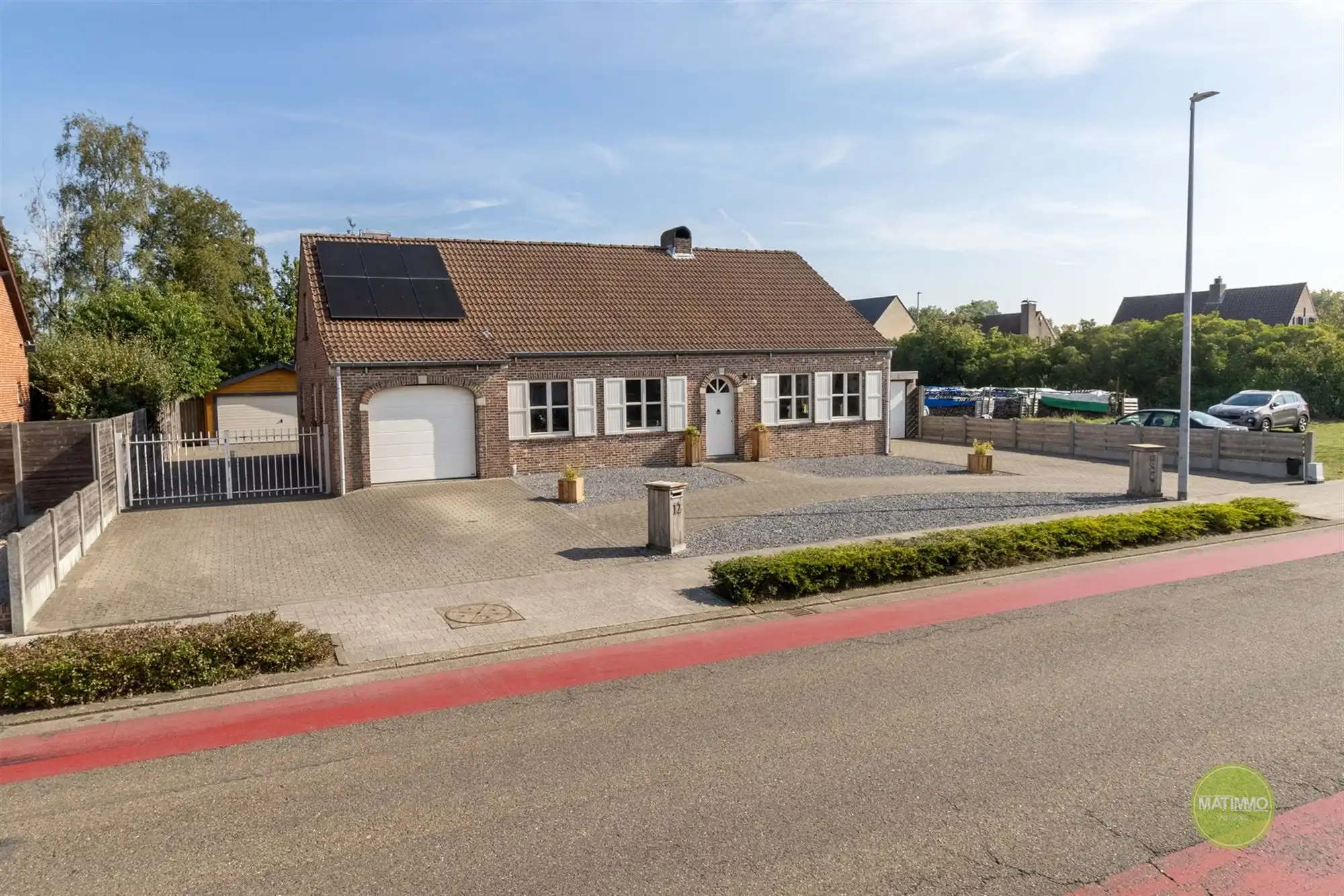 Hoofdfoto van de publicatie: Ruime gezinswoning op een perceel van 780 m2 in Dessel