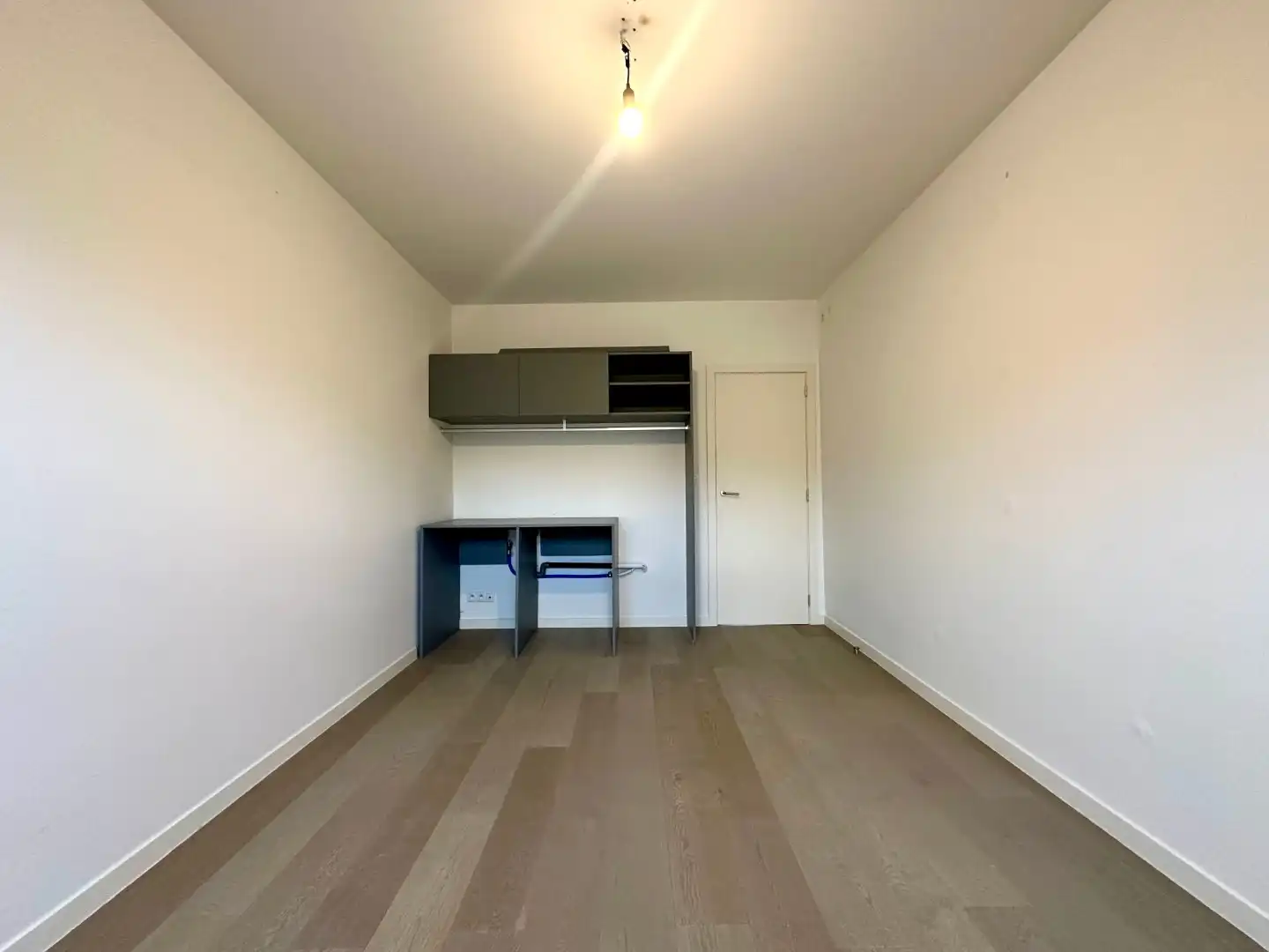 Luxueus afgewerkt gelijkvloers appartement foto 11