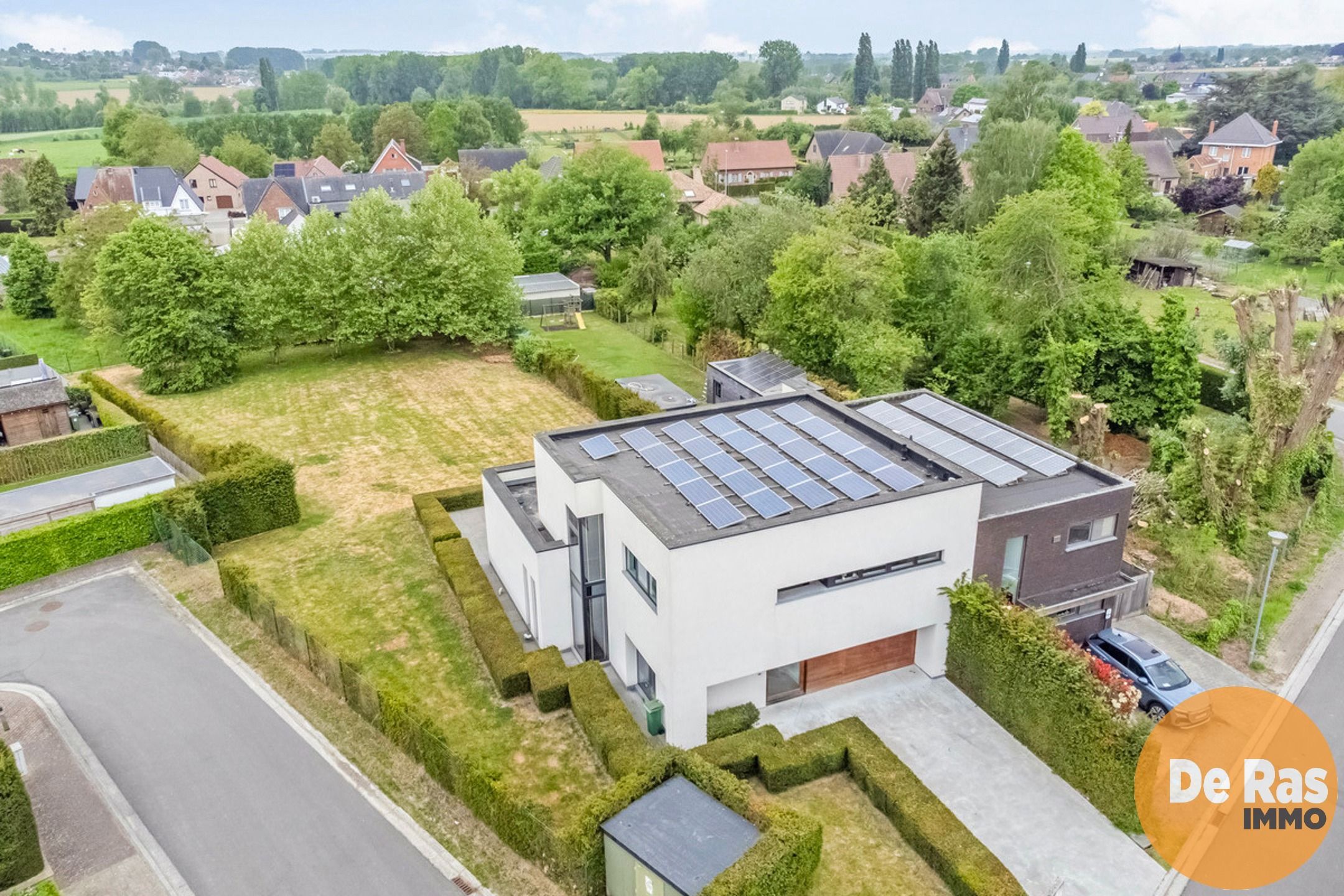 ZOTTEGEM - Stijlvolle moderne villa op 18a 69ca foto 3