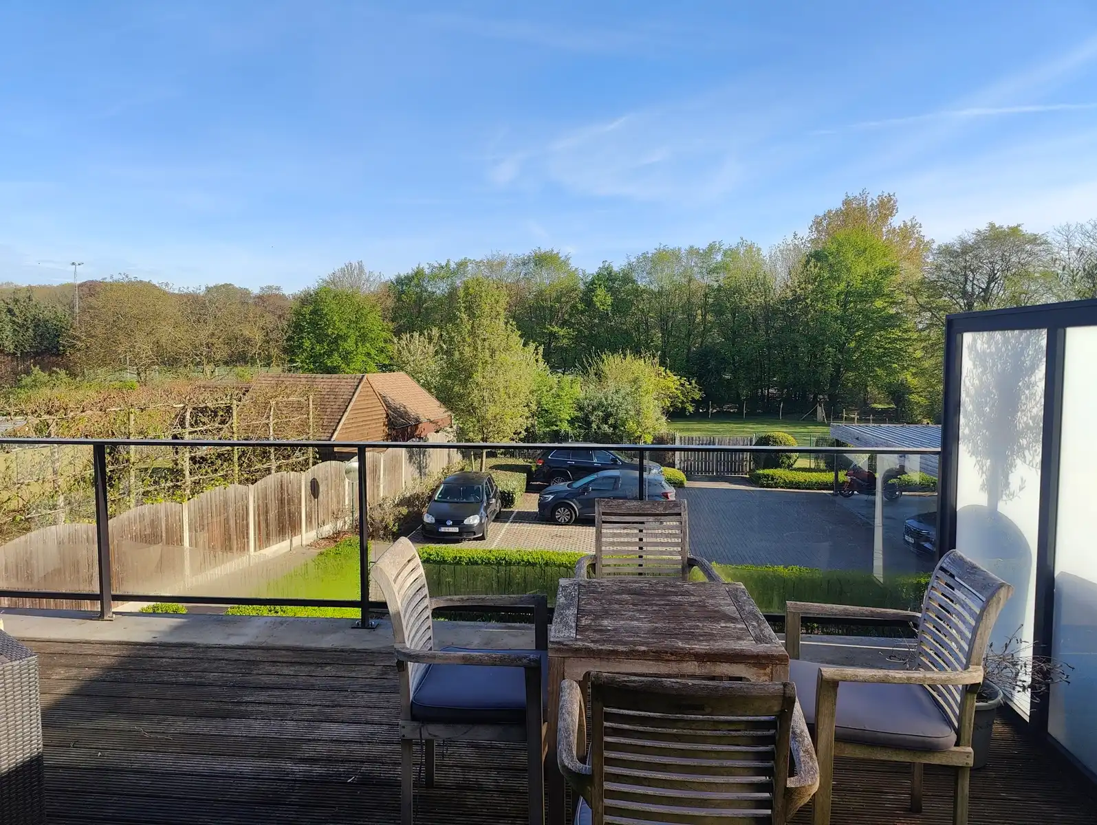 Lichtrijk duplex-appartement met prachtig terras foto 9