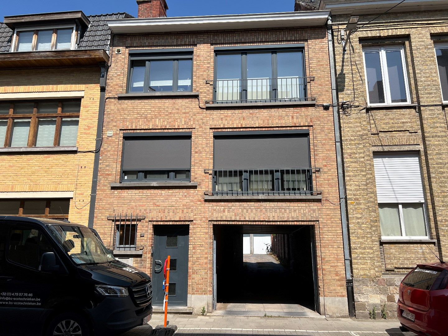 Gezellig tweeslaapkamerappartement in centrum Ieper foto 2