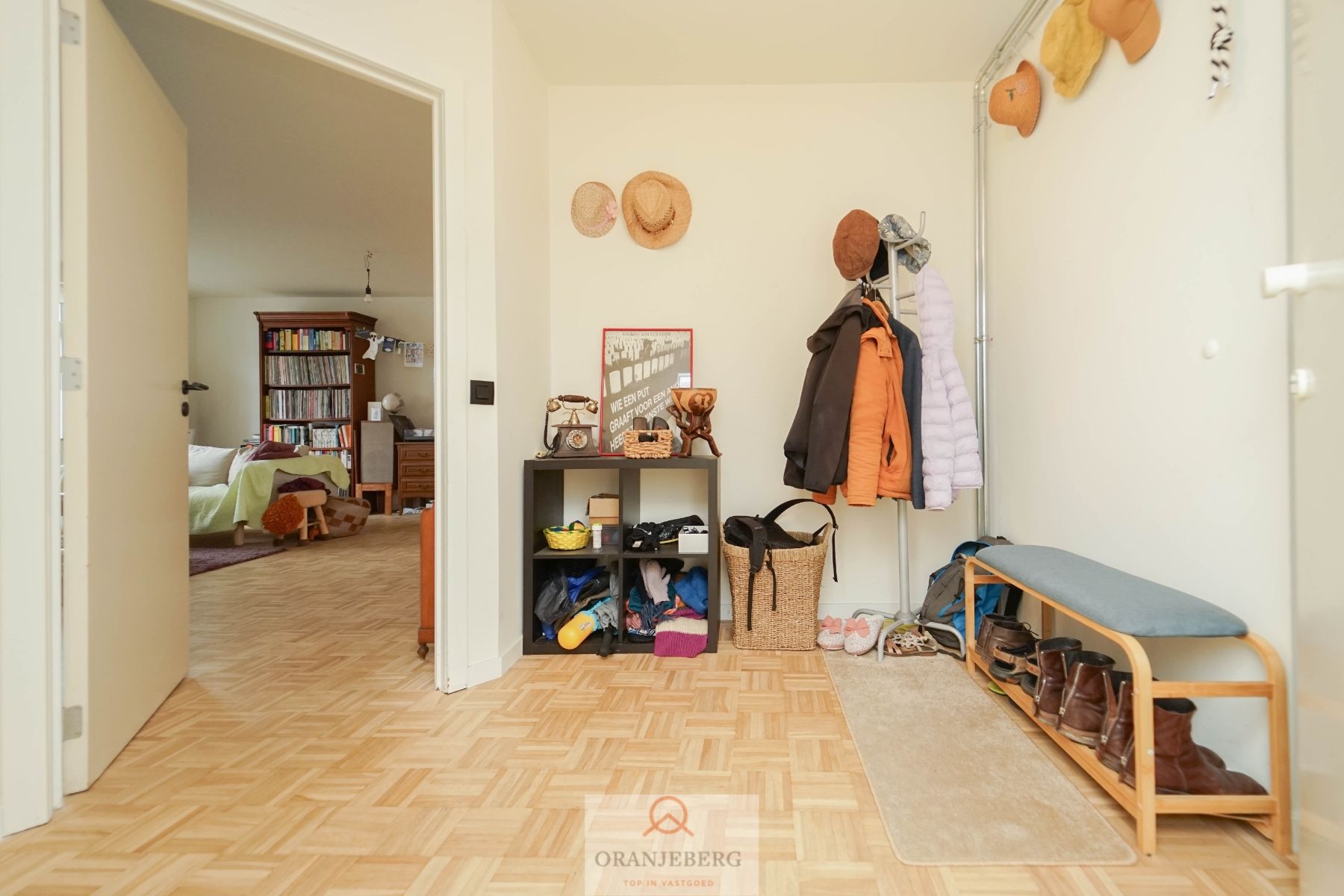 Ruime 2slpk-appartement vlakbij Begijnhof en Gravensteen foto 6