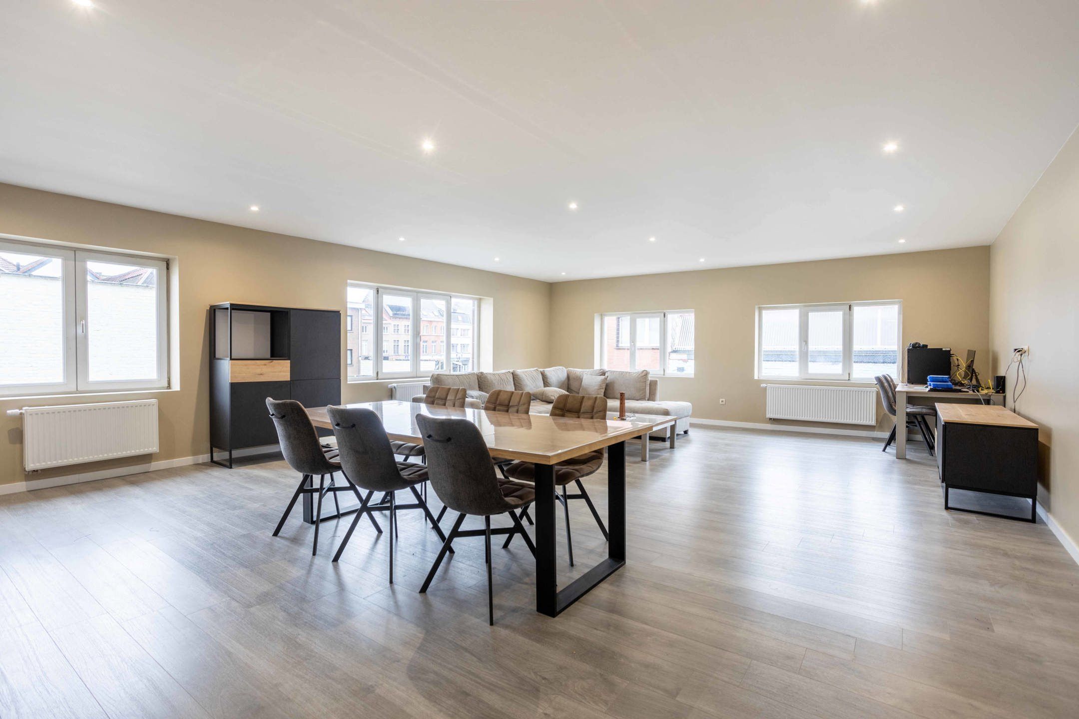 Energiezuinig appartement met 2 parkings in het centrum! foto 4