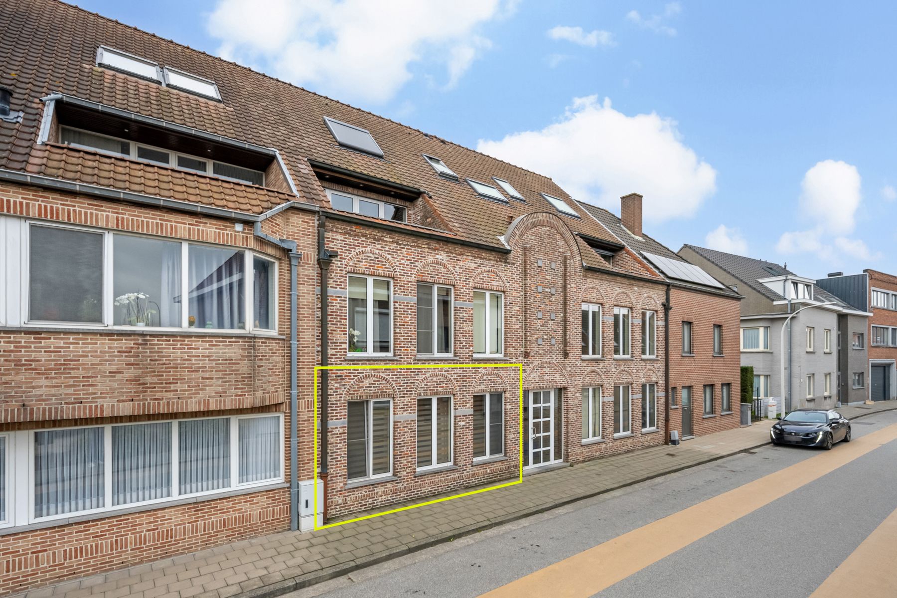 Gelijkvloers appartement met zonnig terras en aparte garage! foto 18