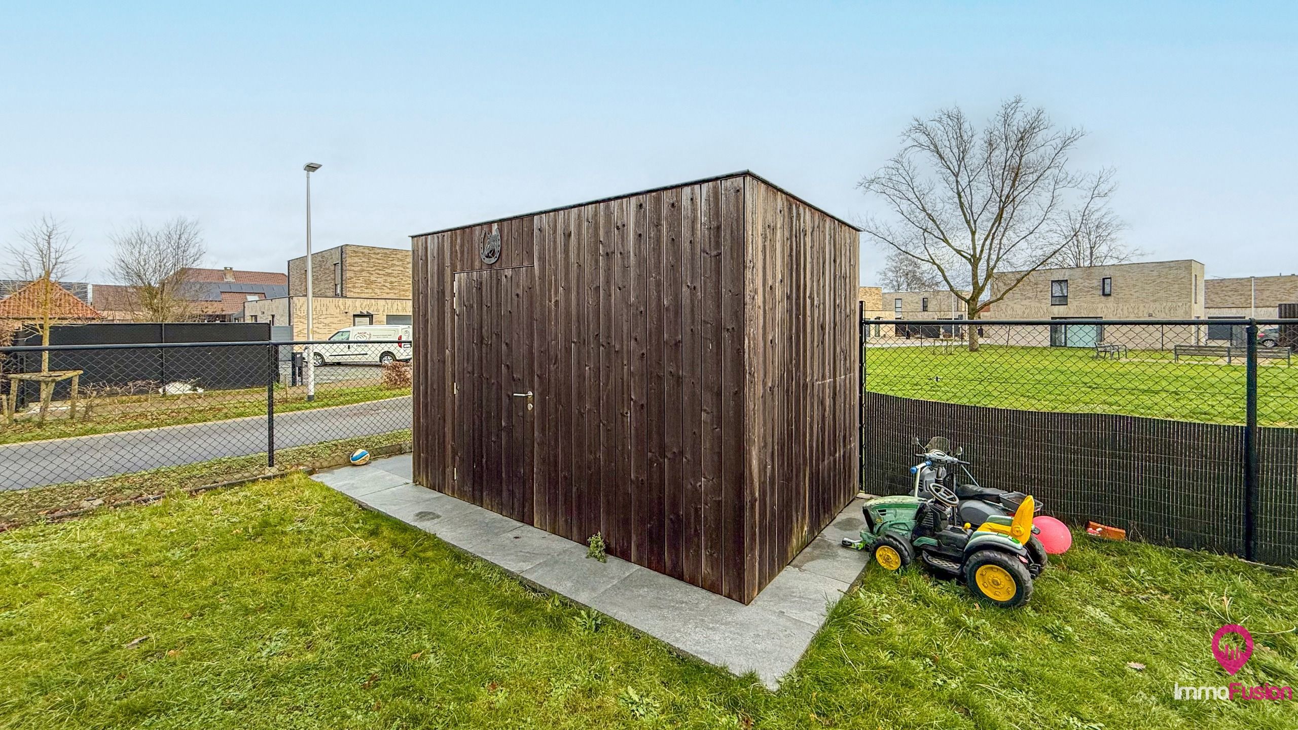Recente halfopen woning met 2slpk en mooi tuin in Boekt! foto 40
