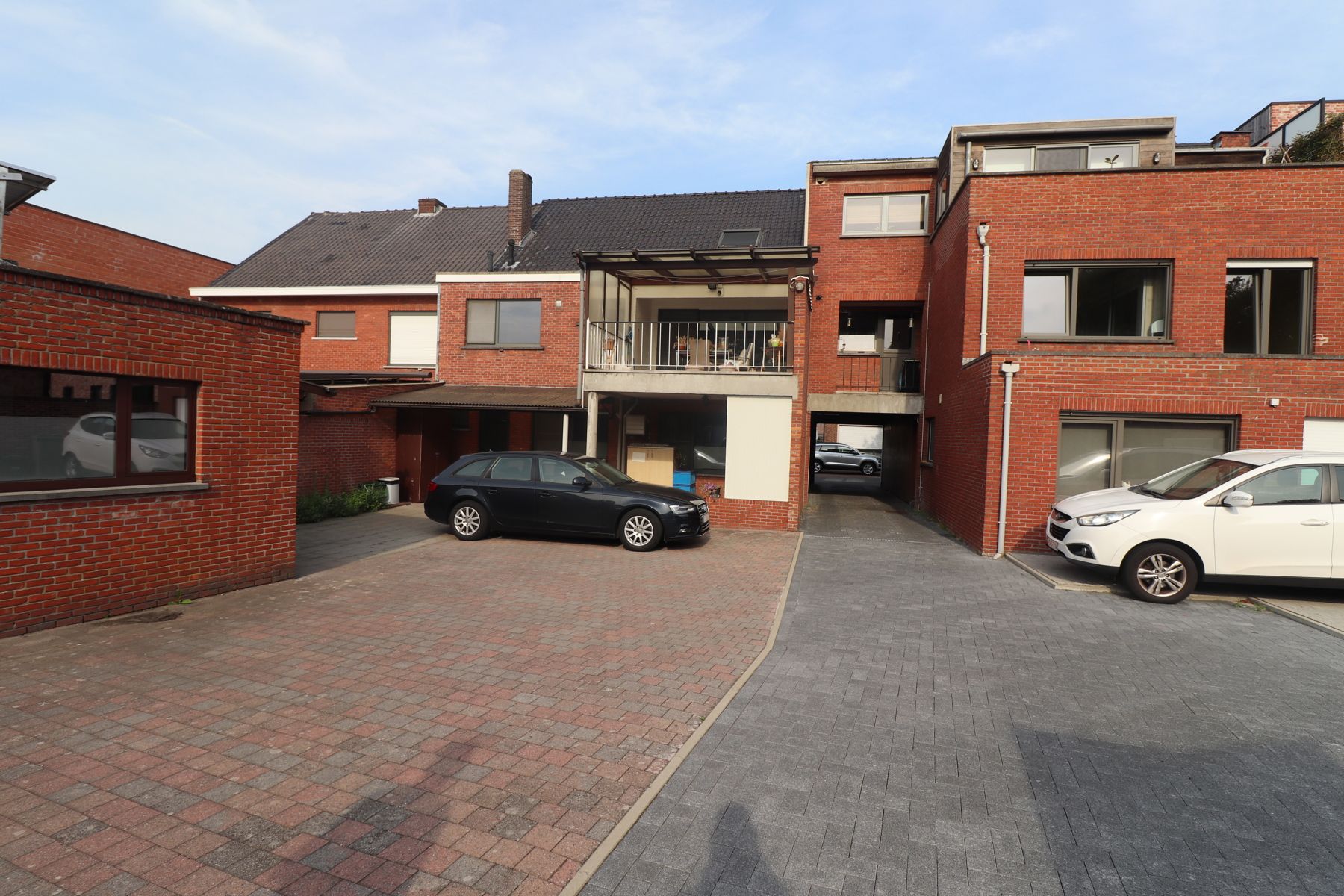 Een duplex-appartement met 3 slaapkamers, terras en garage. foto 15