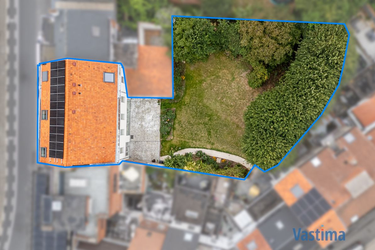 Exclusief herenhuis met idyllische tuin en dubbele garage in hartje Aalst foto 36