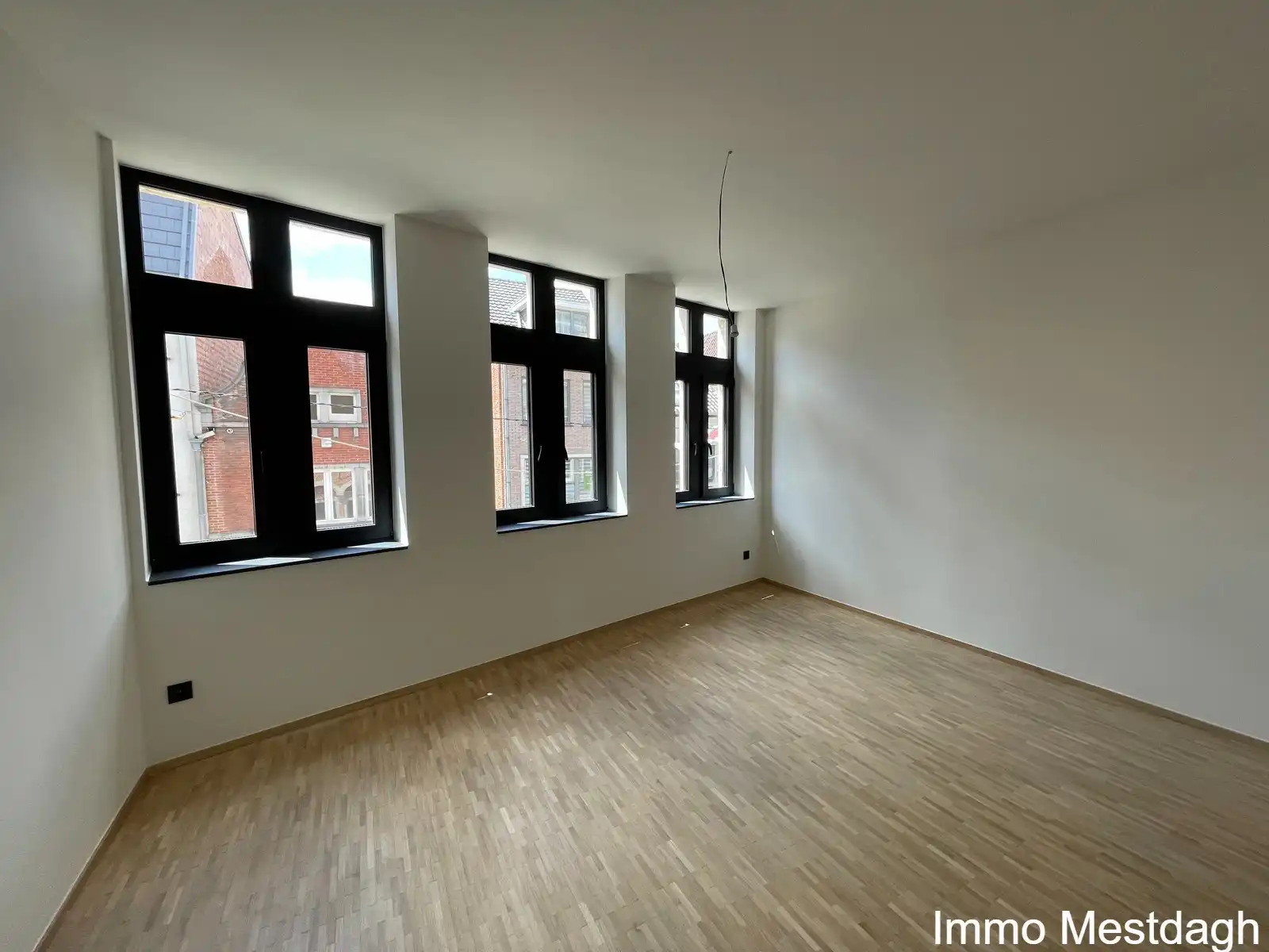 Prachtig modern appartement met terras en parking – Hartje Diest foto 11