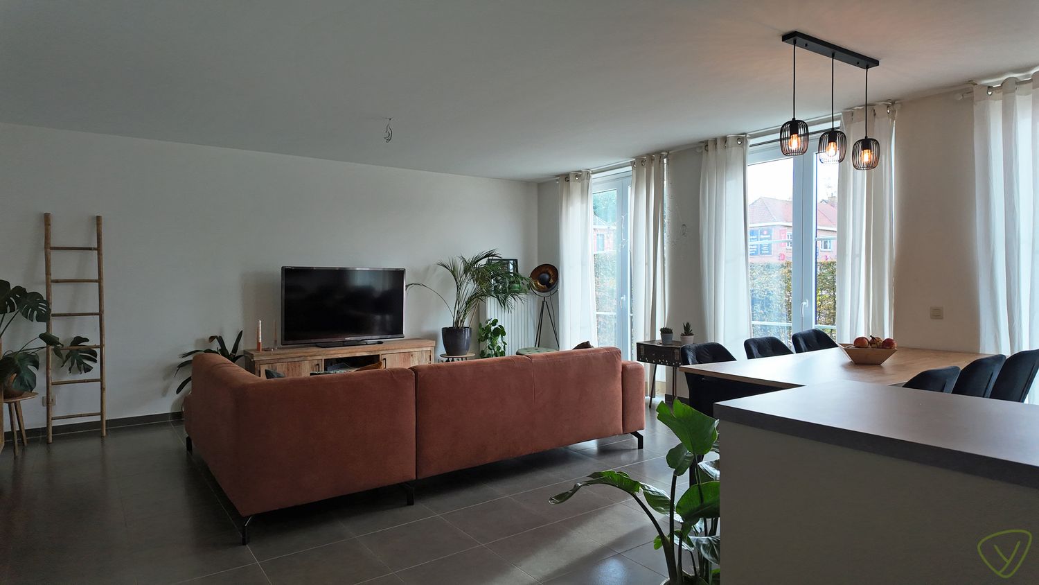 Zonovergoten gelijkvloersappartement in het centrum van Kaprijke! foto 3