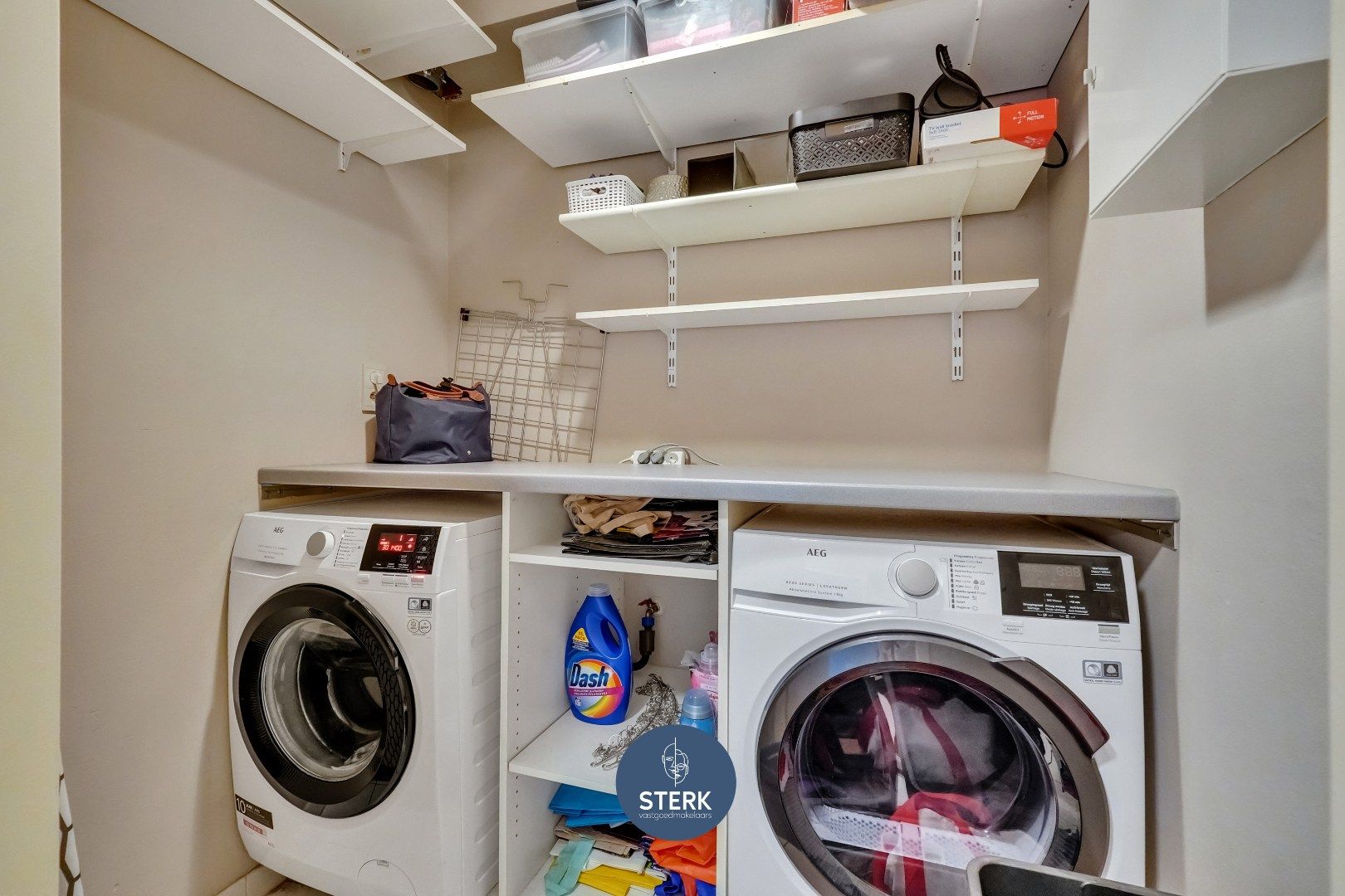 GELIJKVOERS APPARTEMENT VAN 89 M² MET TUIN VLAKBIJ MAASTRICHT ! foto 16