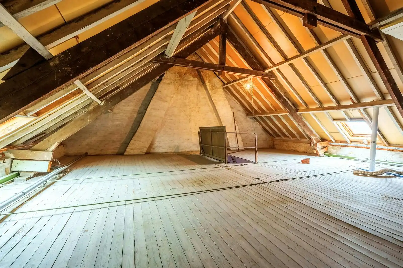 Polyvalent eigendom: woning, winkelruimte én loods te koop in Merkem op 1.885m² foto 25