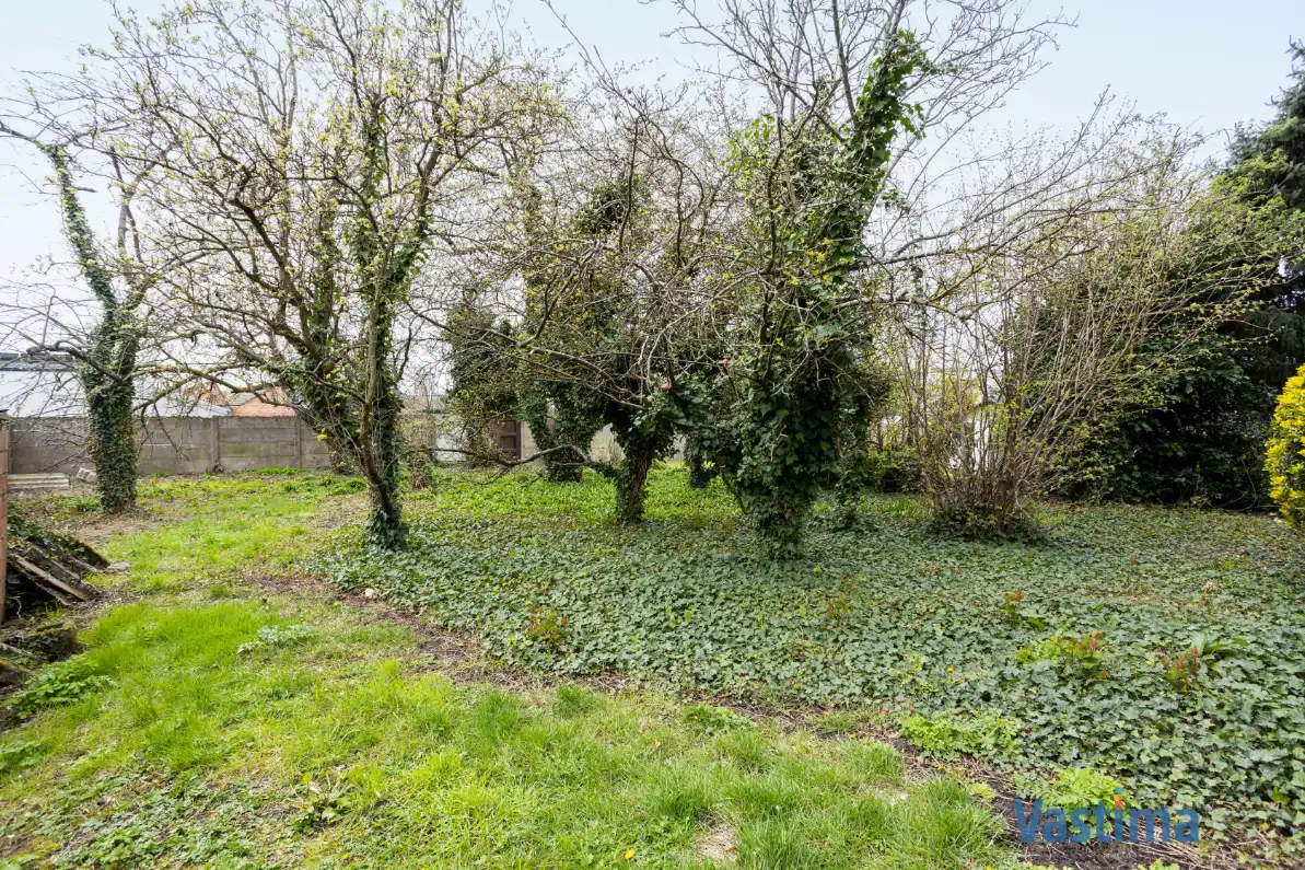 Te renoveren woning met tuin nabij OLV-Ziekenhuis foto 22