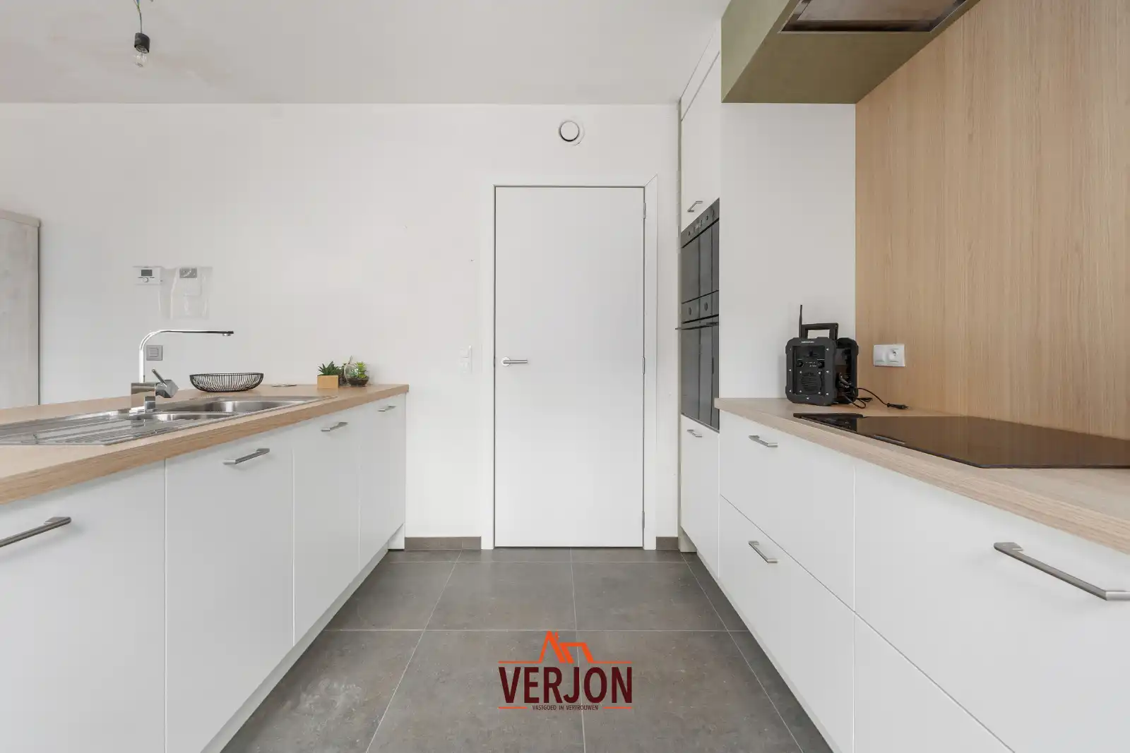 Ruim en lichtrijk penthouse nabij centrum Roeselare foto 5