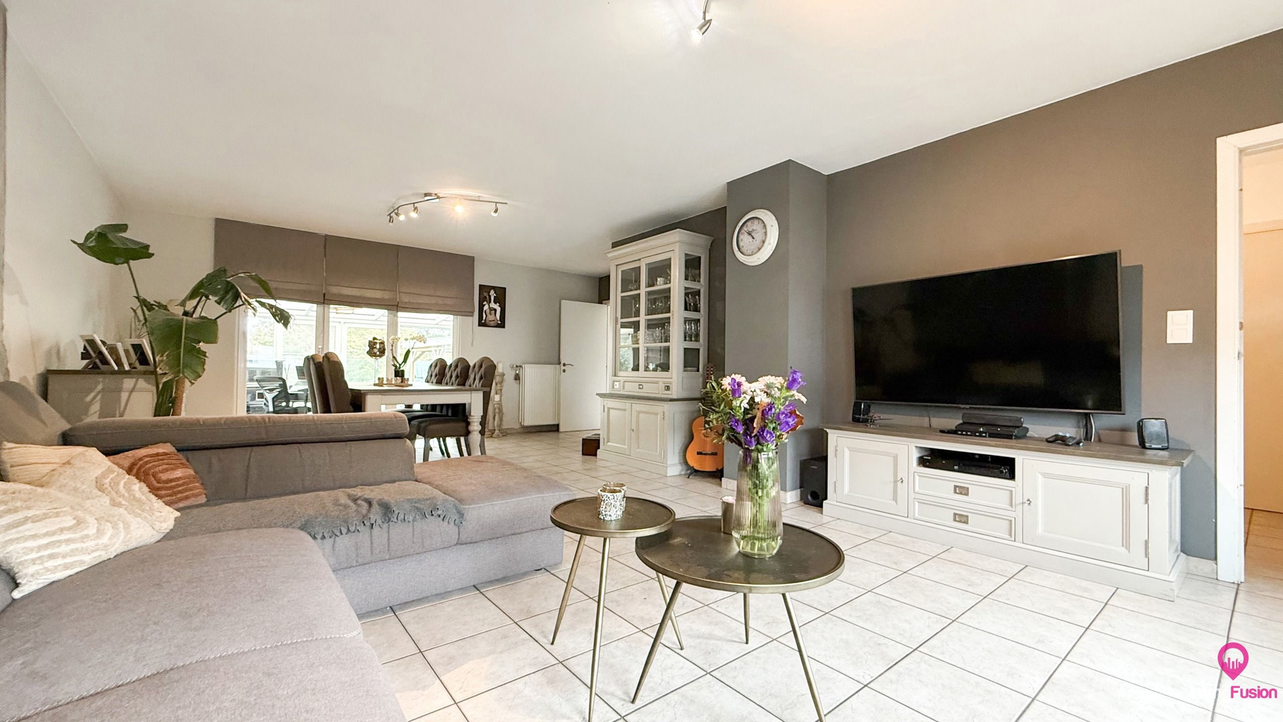 Prachtige woning met yogastudio en paardenweide achteraan! foto 3