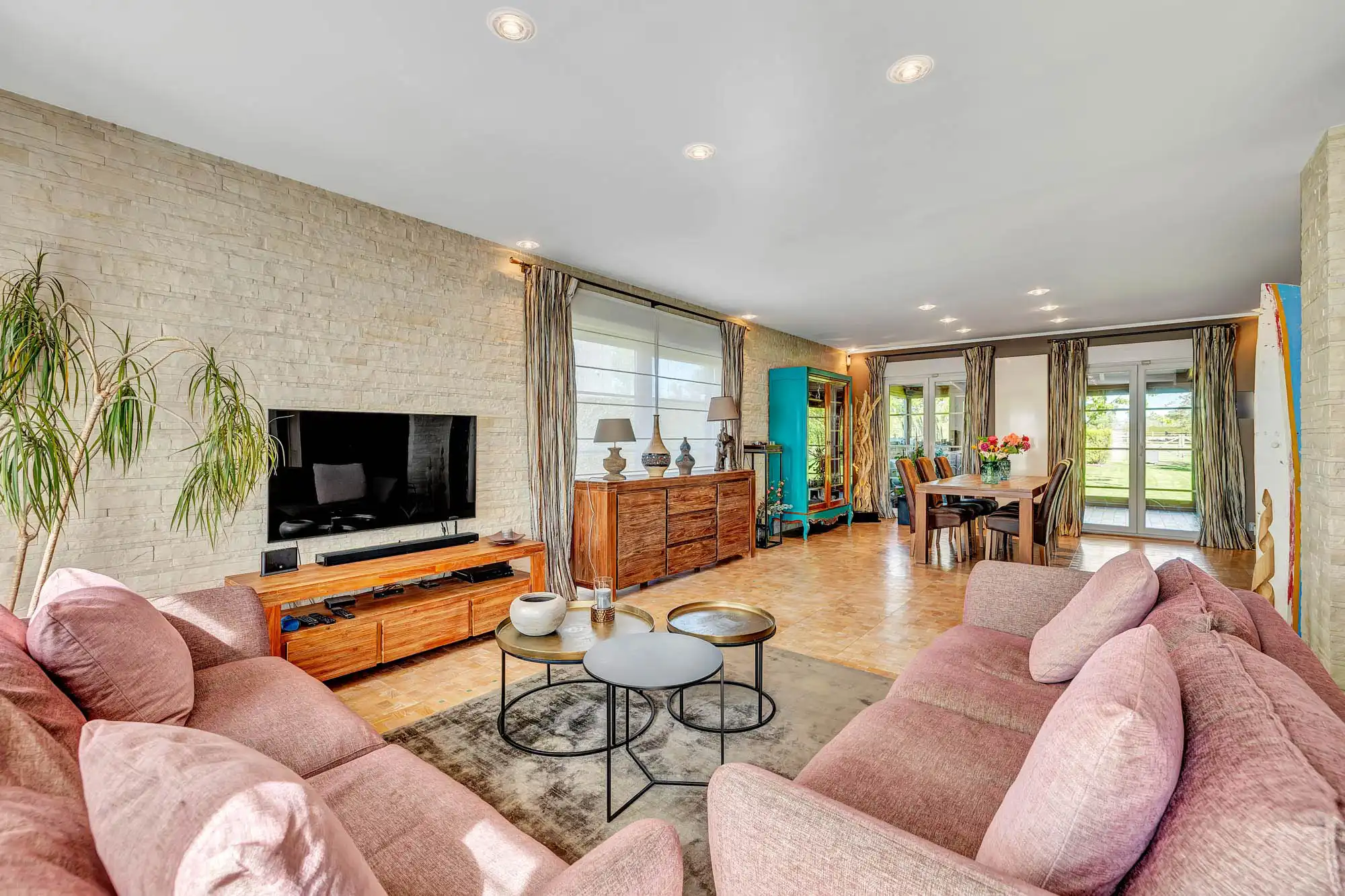 Prachtige woning op een uitzonderlijk perceel van 4.294 m² foto 7