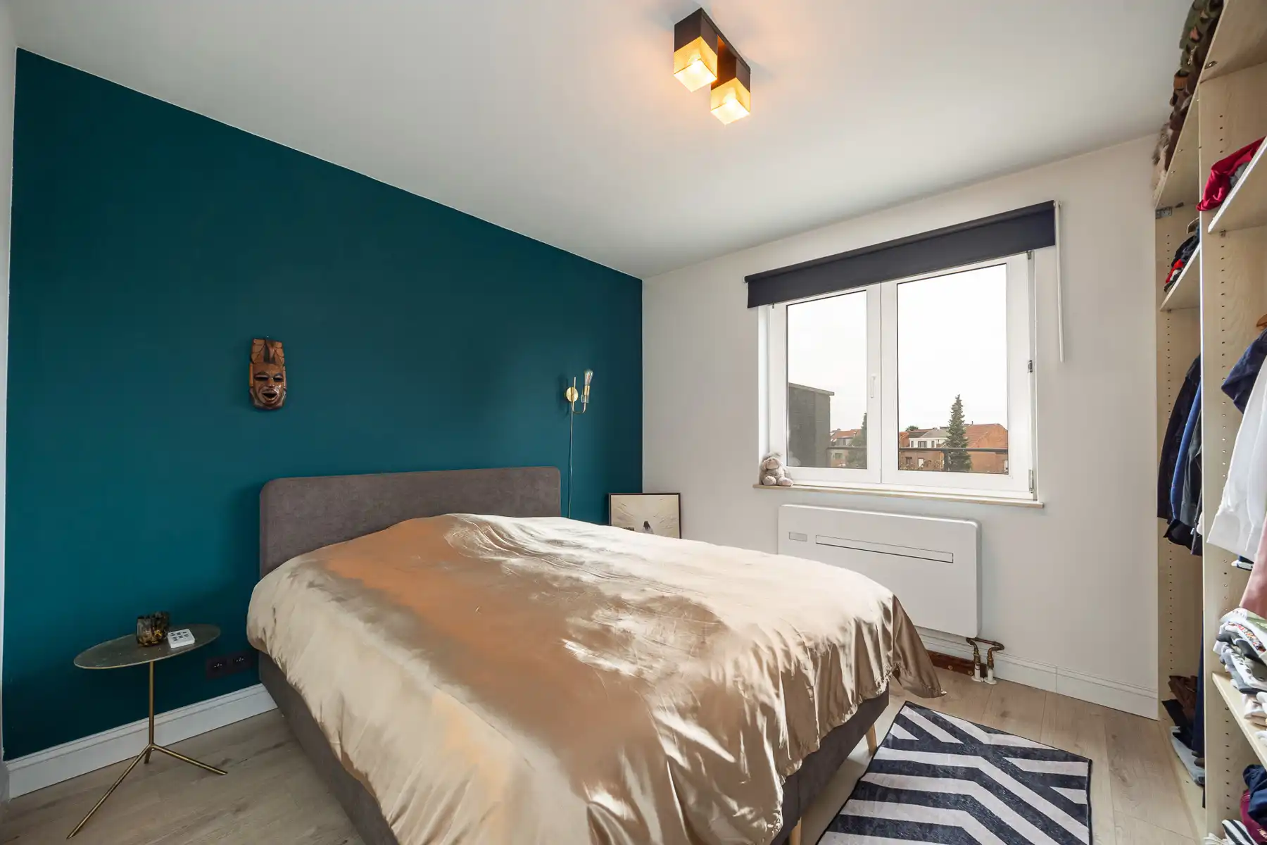 Lichtrijk app. met 2 slpks, groot terras en autostaanplaats foto 12