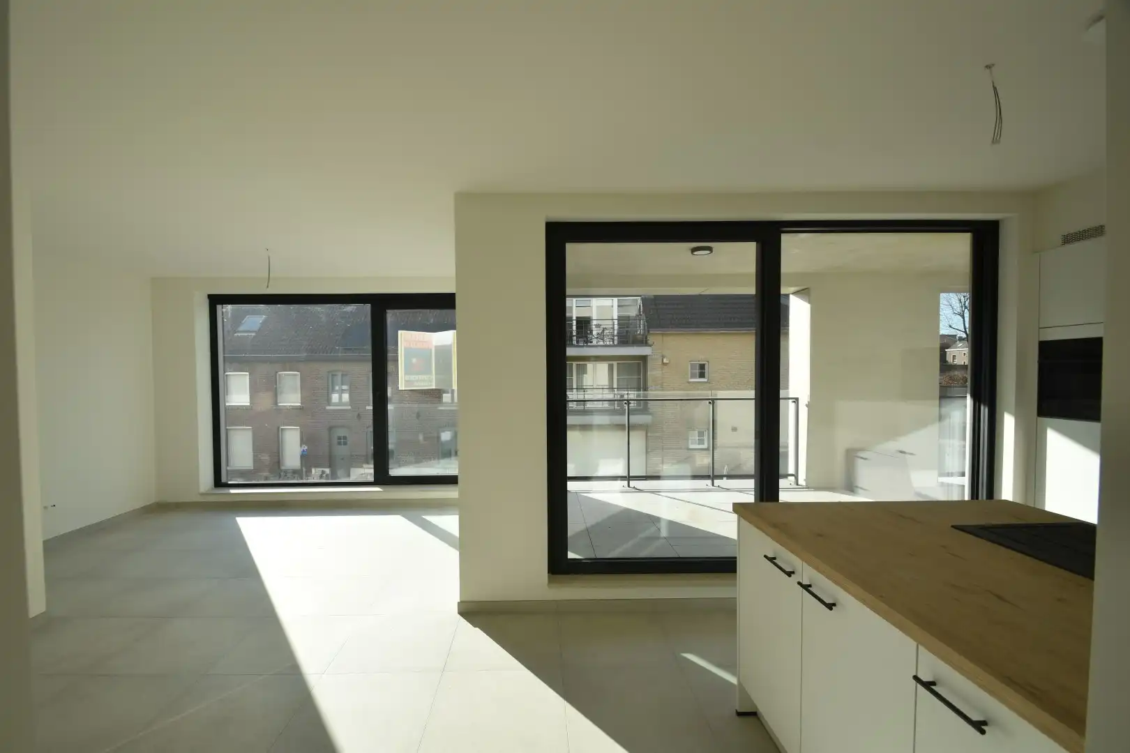 Modern ingericht appartement aan rand van centrum foto 2