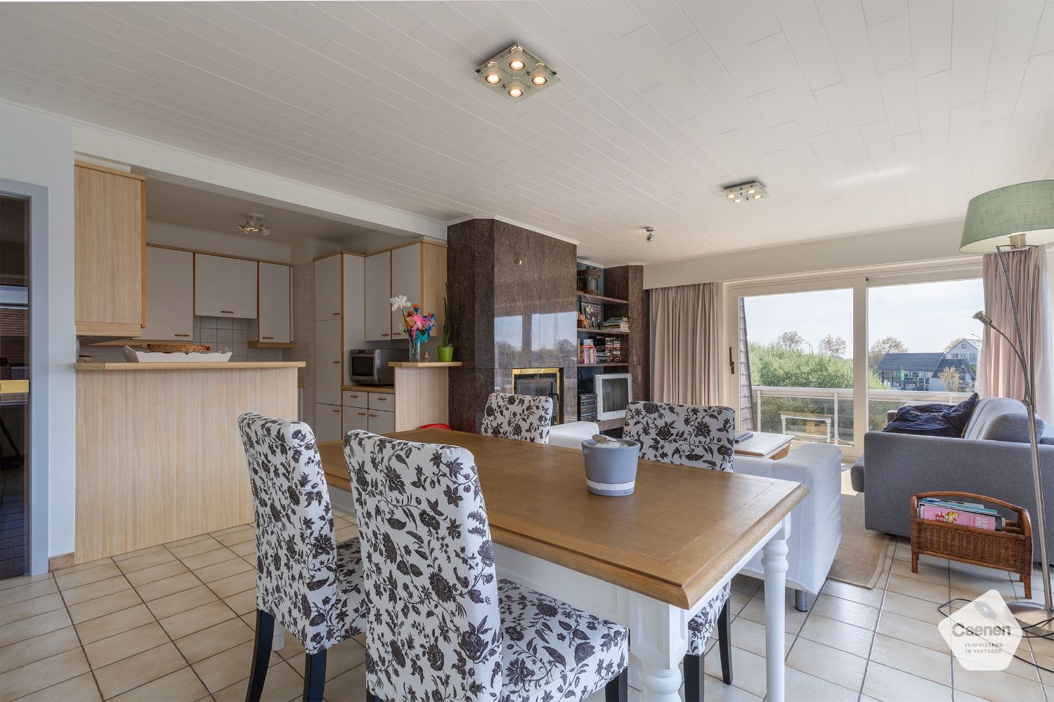 Ruim appartement op Groenendijk met 2 slaapkamers foto 5