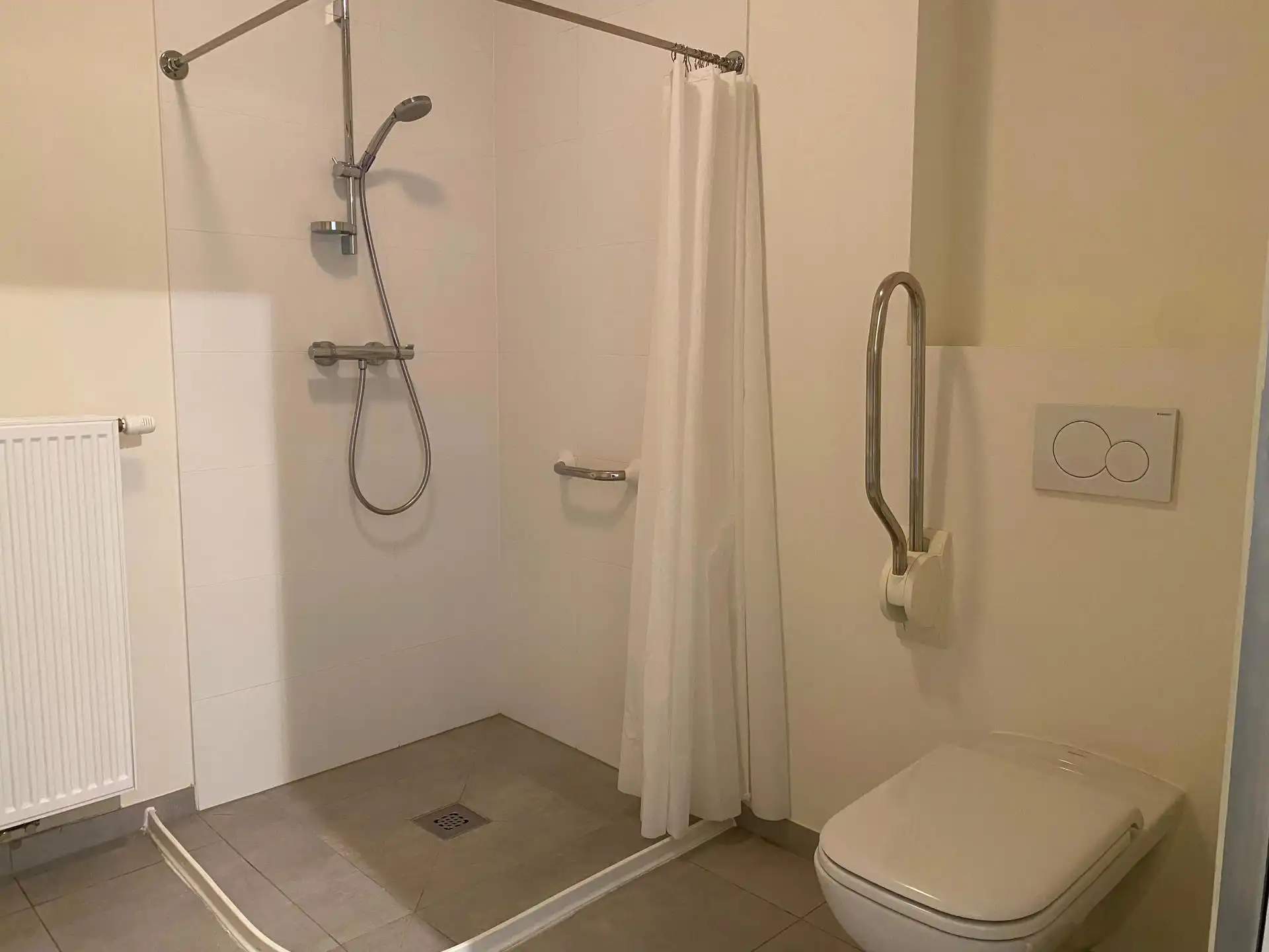 Verhuurde assistentiewoning in het centrum van Hoogstraten foto 6
