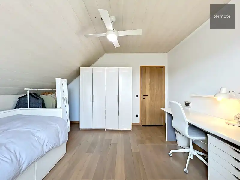 Alleenstaande woning foto 26