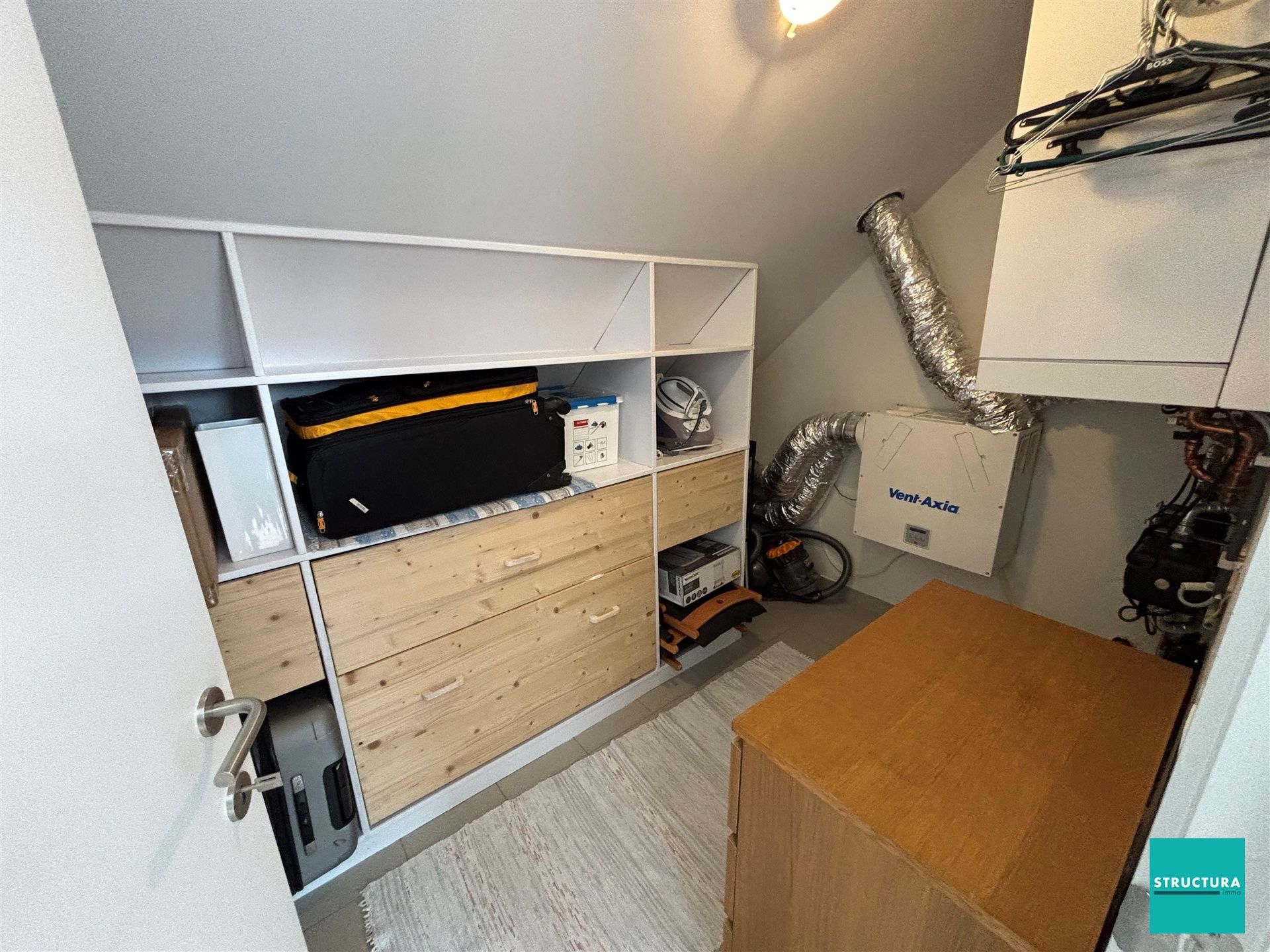 BEZOEKEN VOLZET:     Gerenoveerde twee slaapkamer woning in de dorpskern van Ossel foto 12