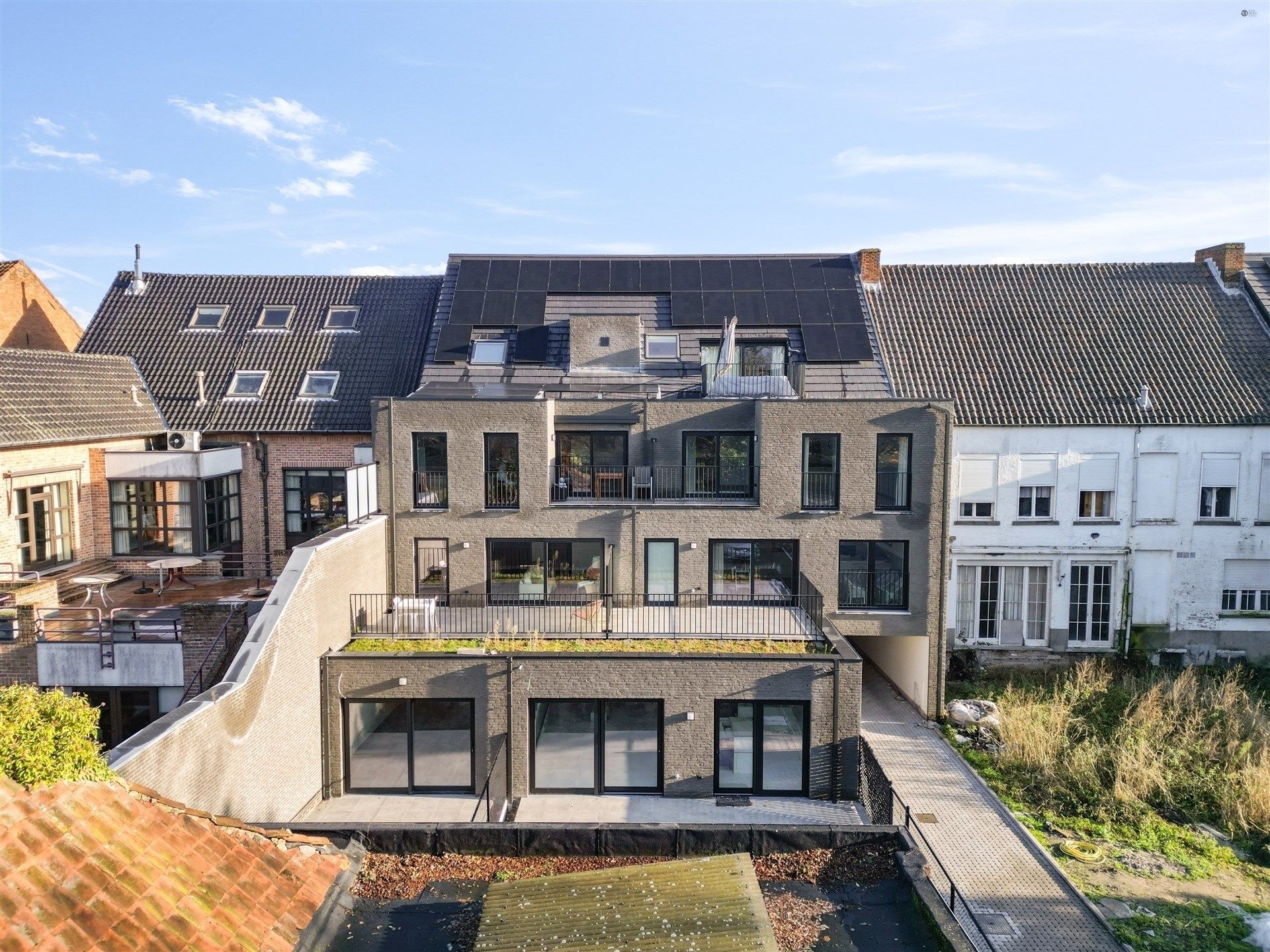 Prachtig afgewerkt 1 slaapkamer appartement foto 2