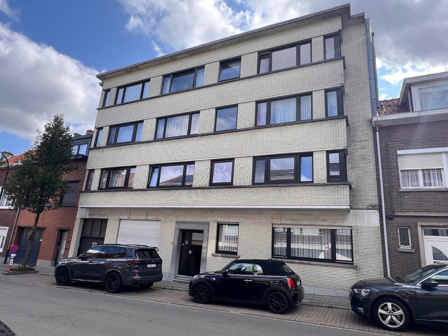 Appartement met 2 slaapkamers terras en garage foto 1