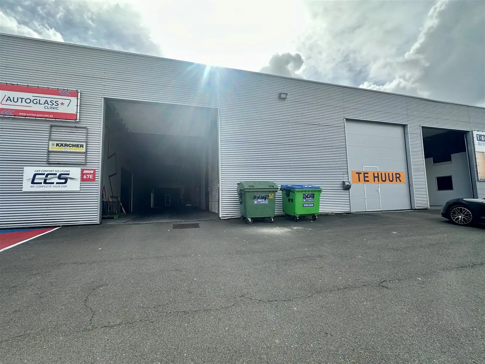 Magazijnruimtes nabij Westerring te Oudenaarde foto {{pictureIndex}}